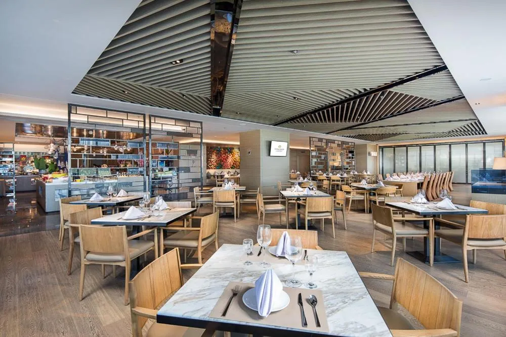 Buffet breakfast in Jinan Inzone Royal Plaza Hotels