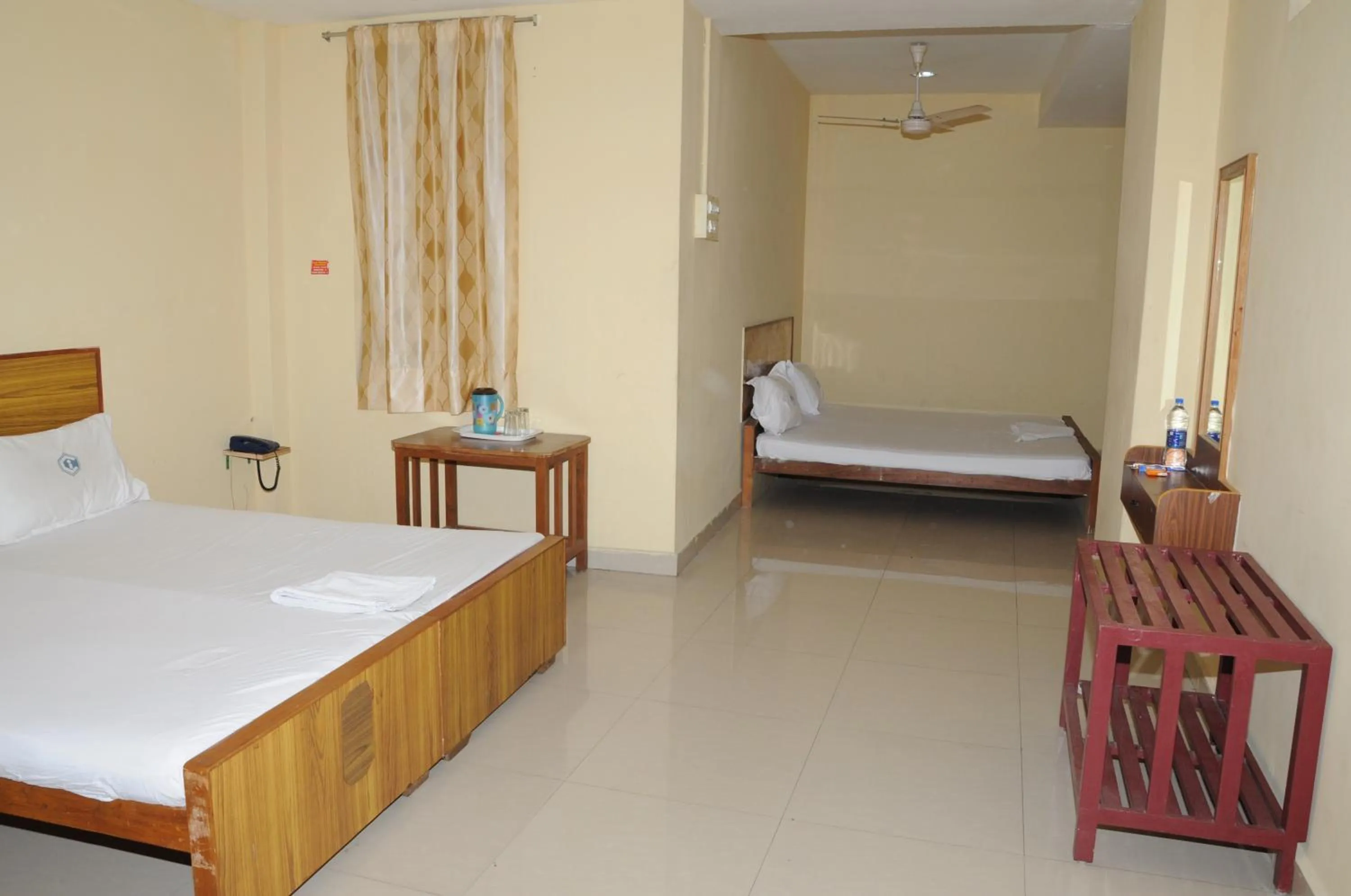 Photo of the whole room, Bed in Hotel Chanma International