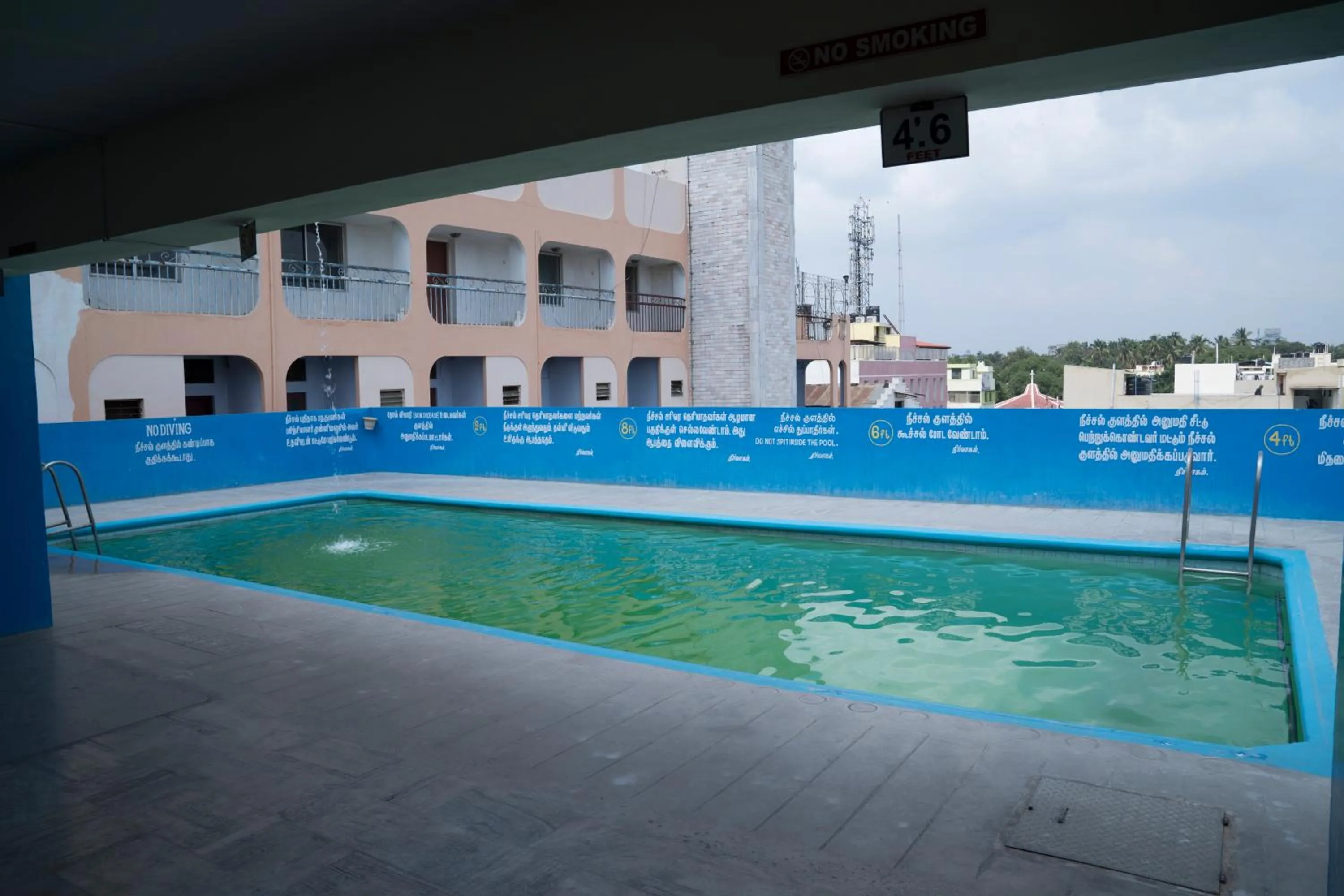 Swimming pool in Hotel Chanma International