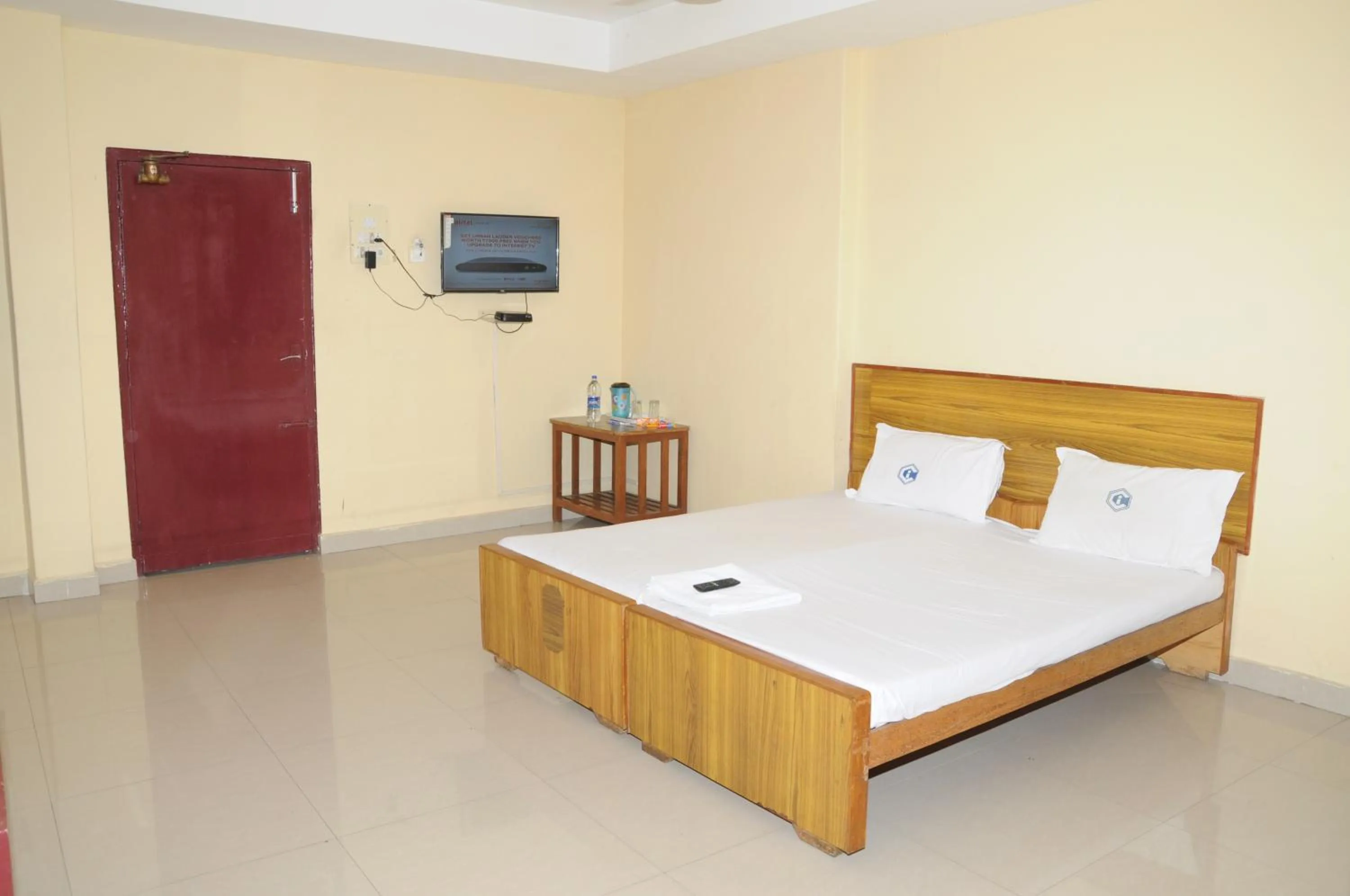 Photo of the whole room, Bed in Hotel Chanma International