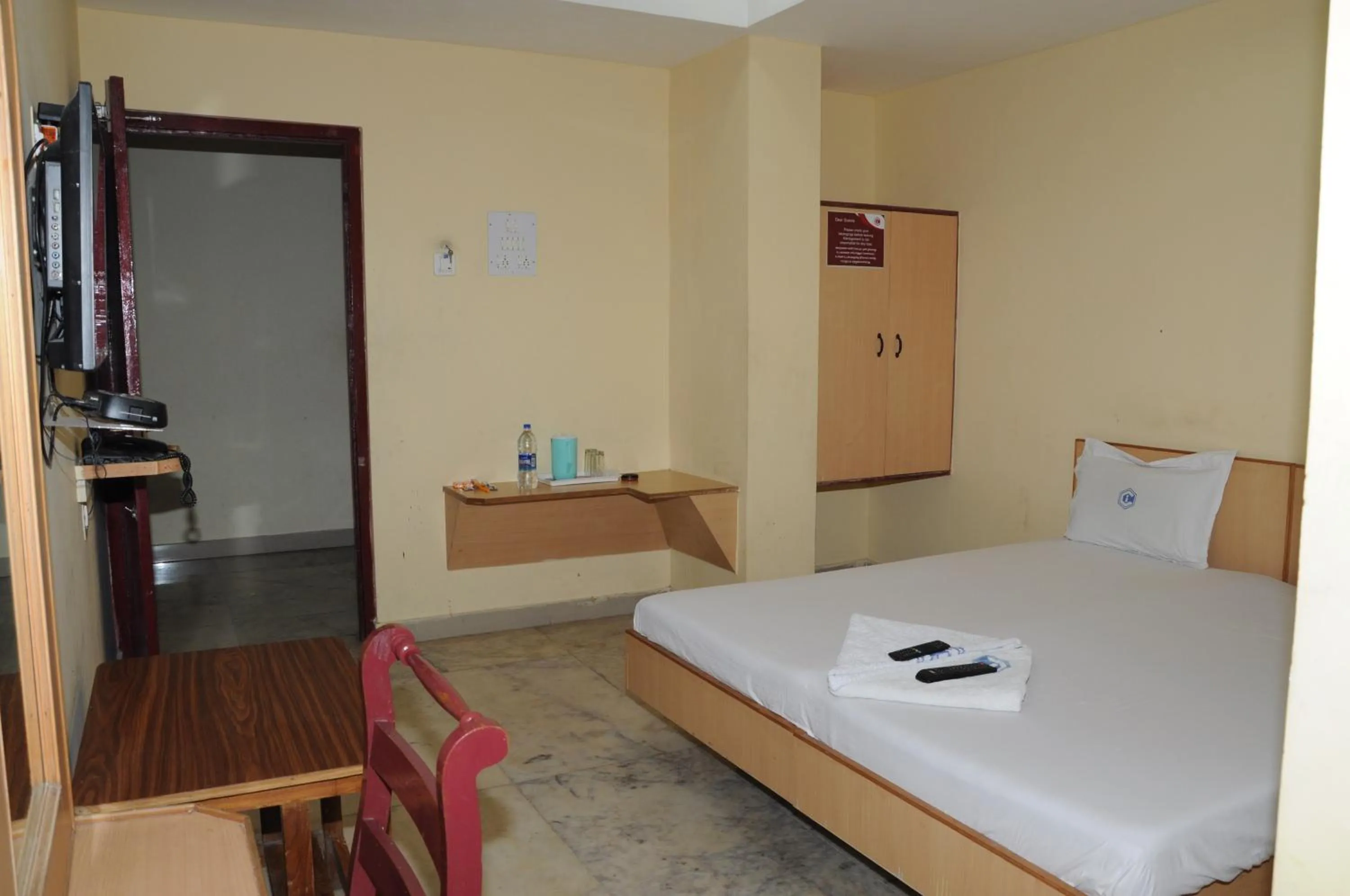Photo of the whole room, Bed in Hotel Chanma International