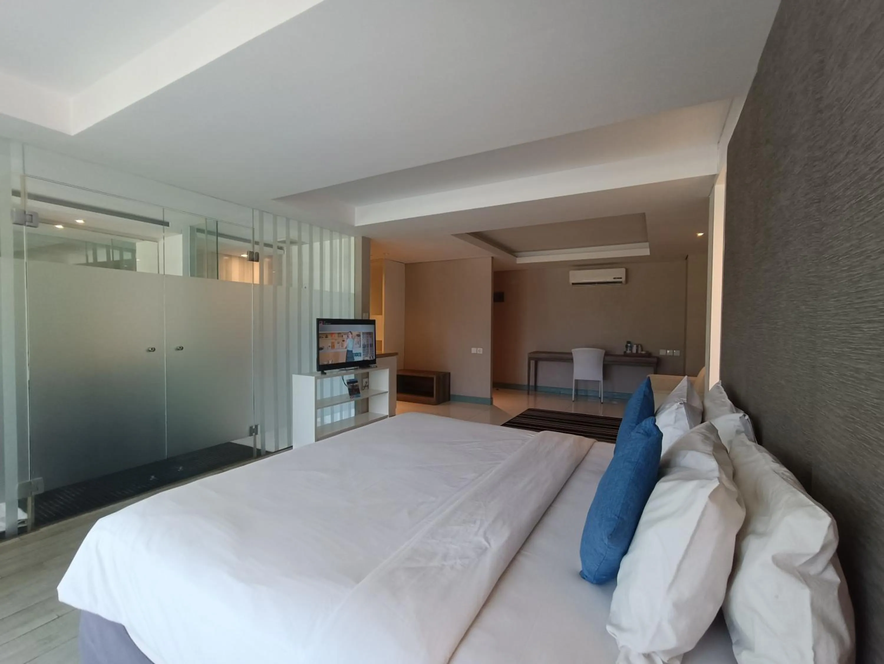 Bedroom, Bed in Benoa Sea Suites and Villas