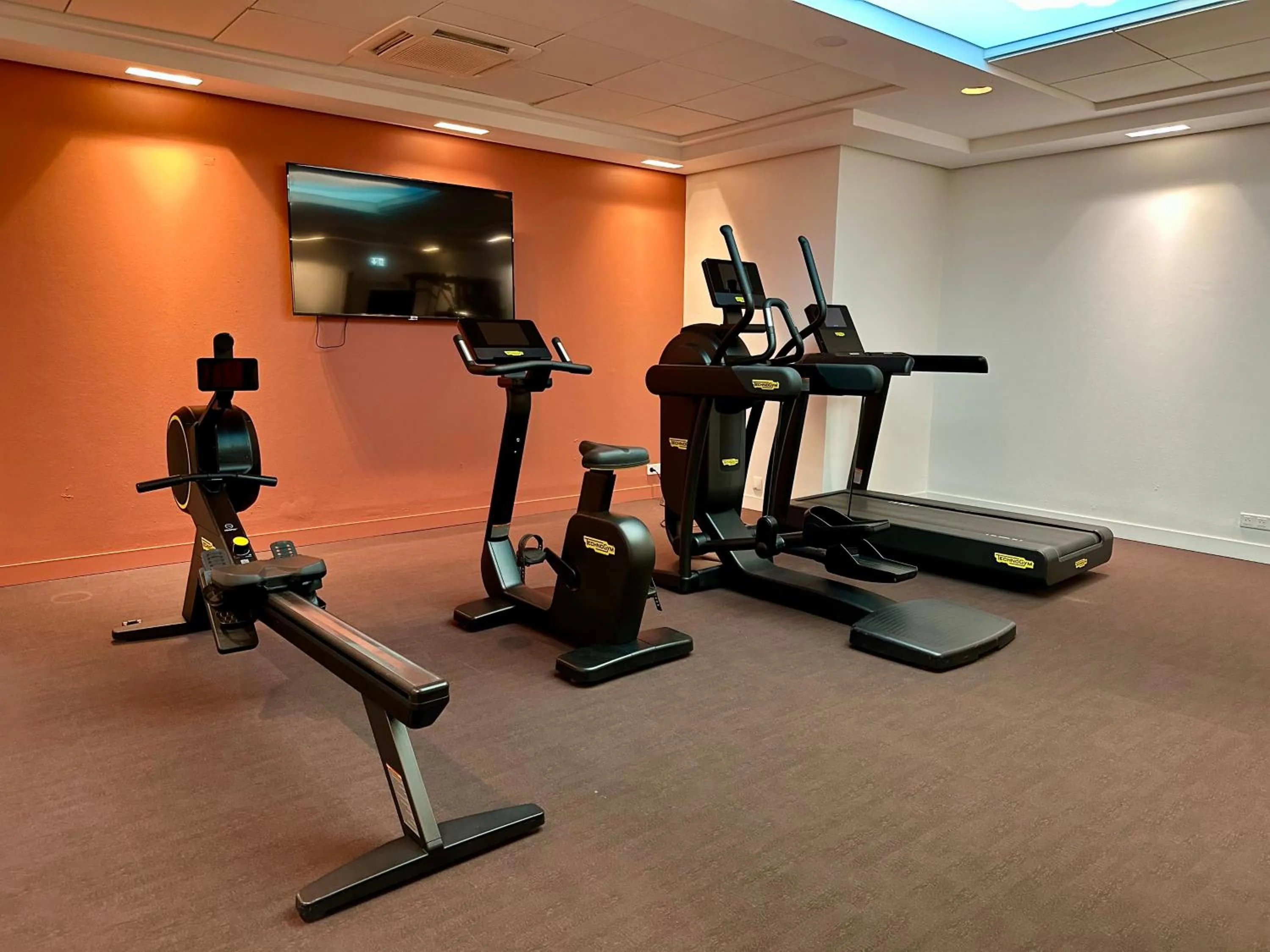 Fitness centre/facilities in Hôtel Spa du Beryl St Brévin l'Océan