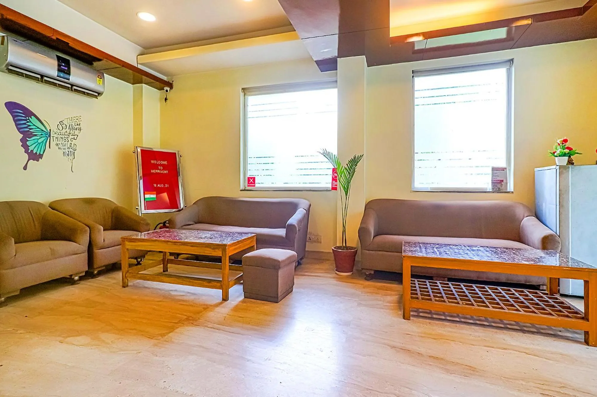 Seating area in FabHotel Merriment City