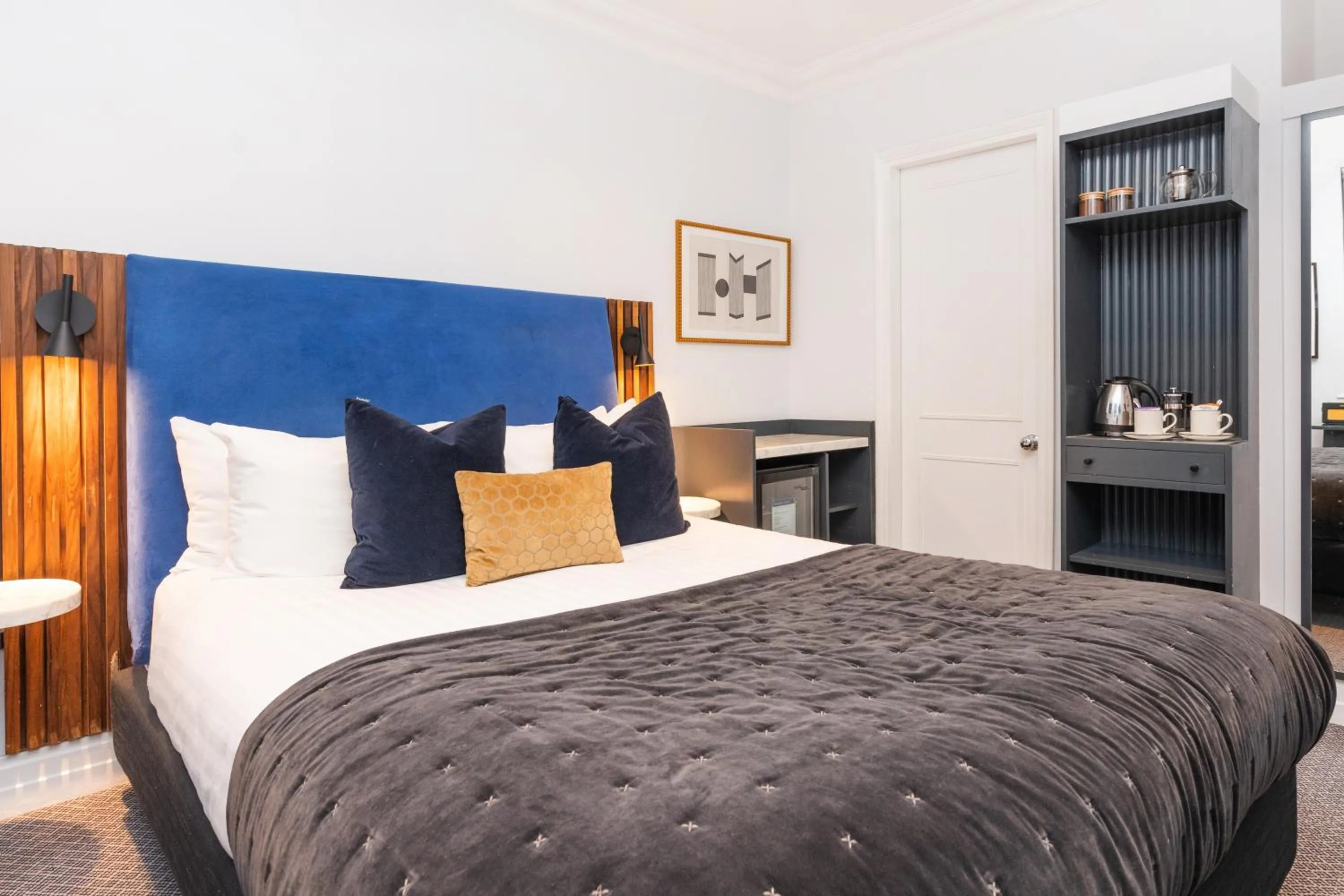 Bedroom, Bed in The Berkeley Square Hotel Bristol