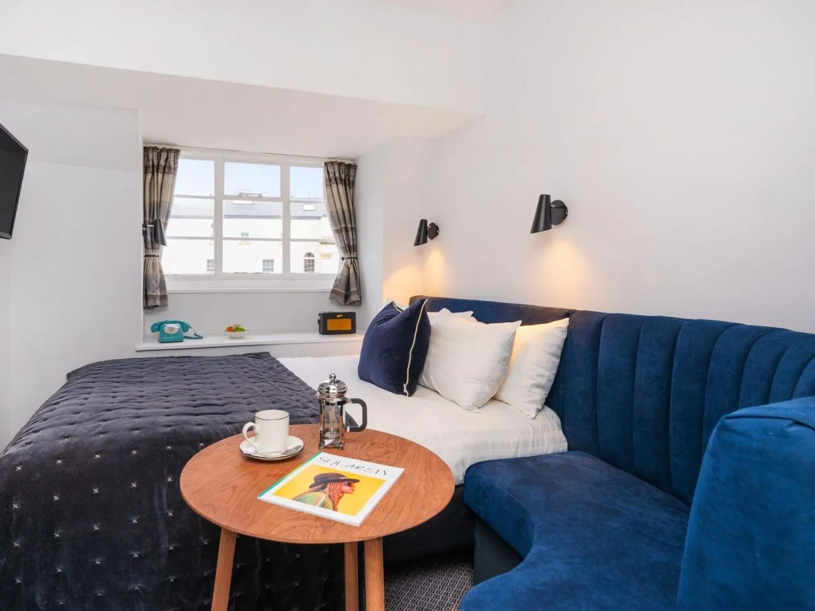 Bedroom, Bed in The Berkeley Square Hotel Bristol