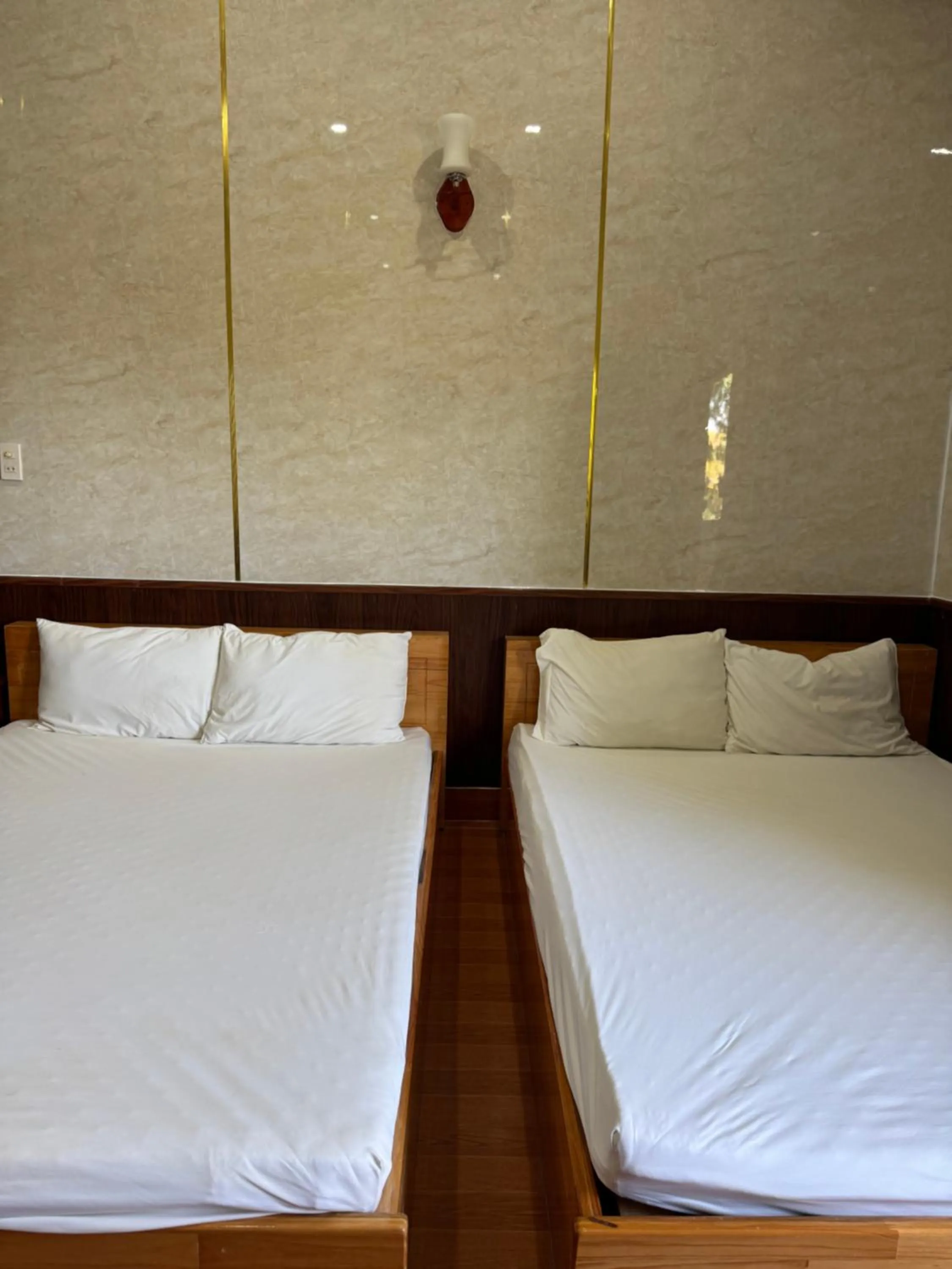Bed in ANH DUONg 1 HOTEL