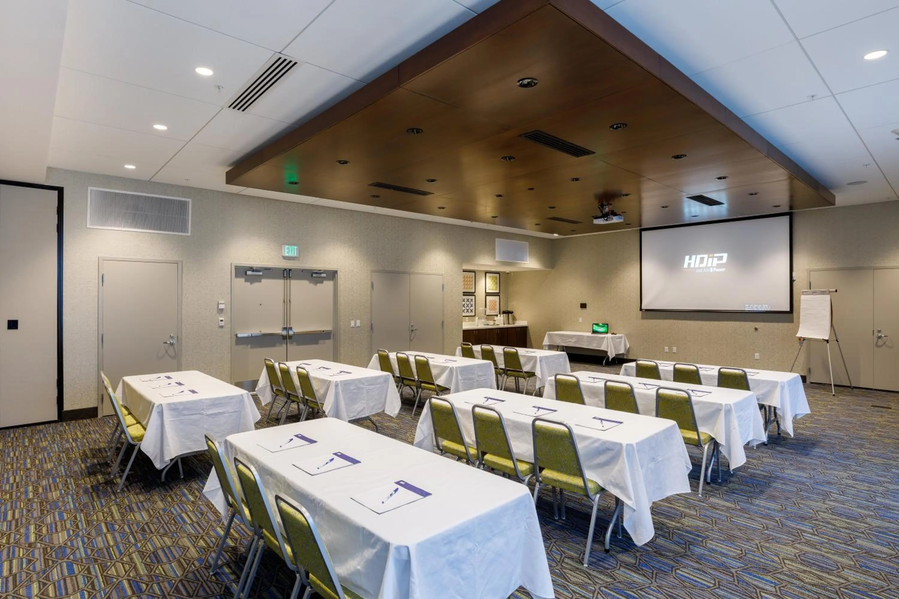 Meeting/conference room in Holiday Inn Express & Suites - Sturbridge by IHG