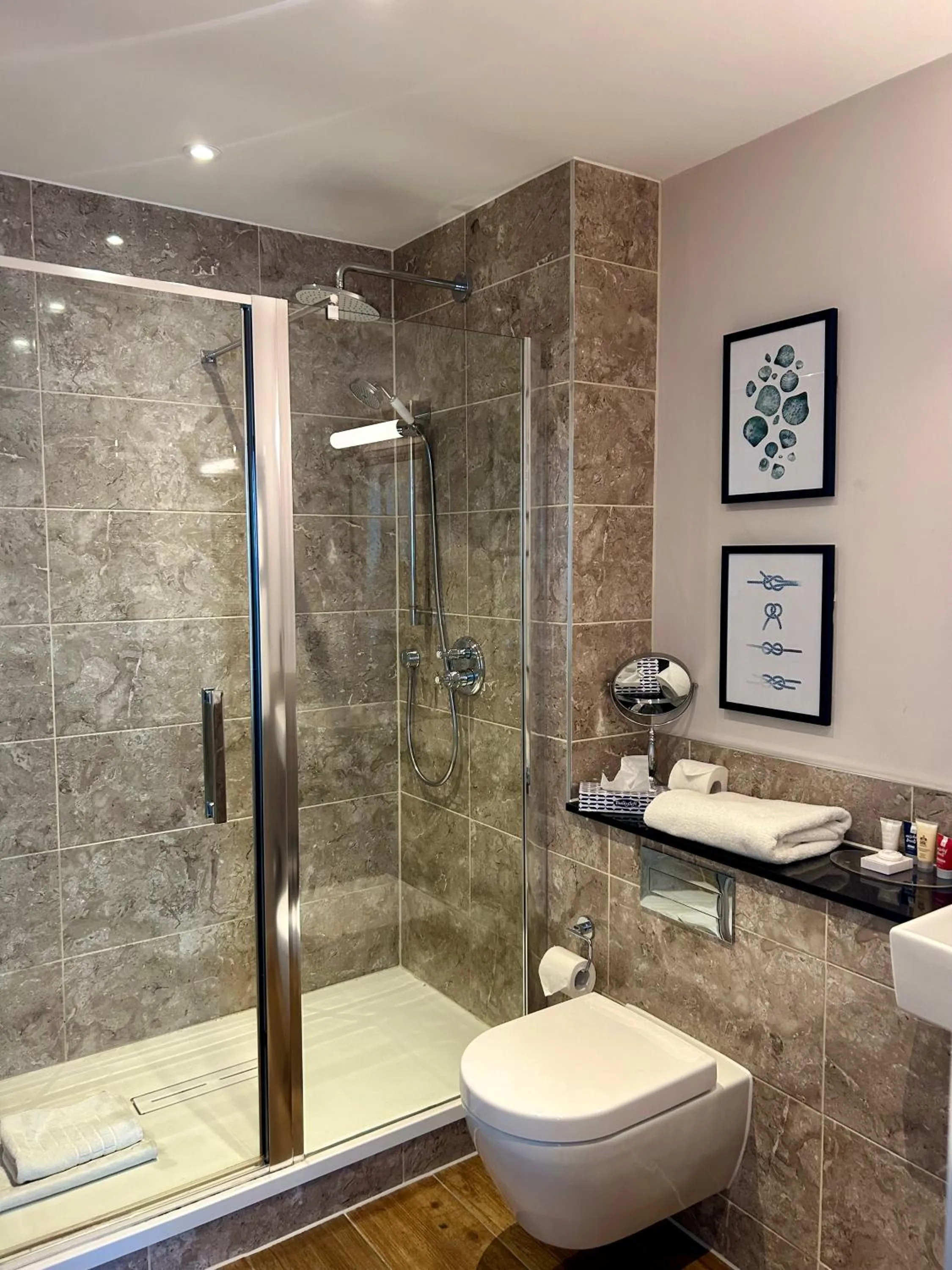 Shower in The Quay Hotel and Spa