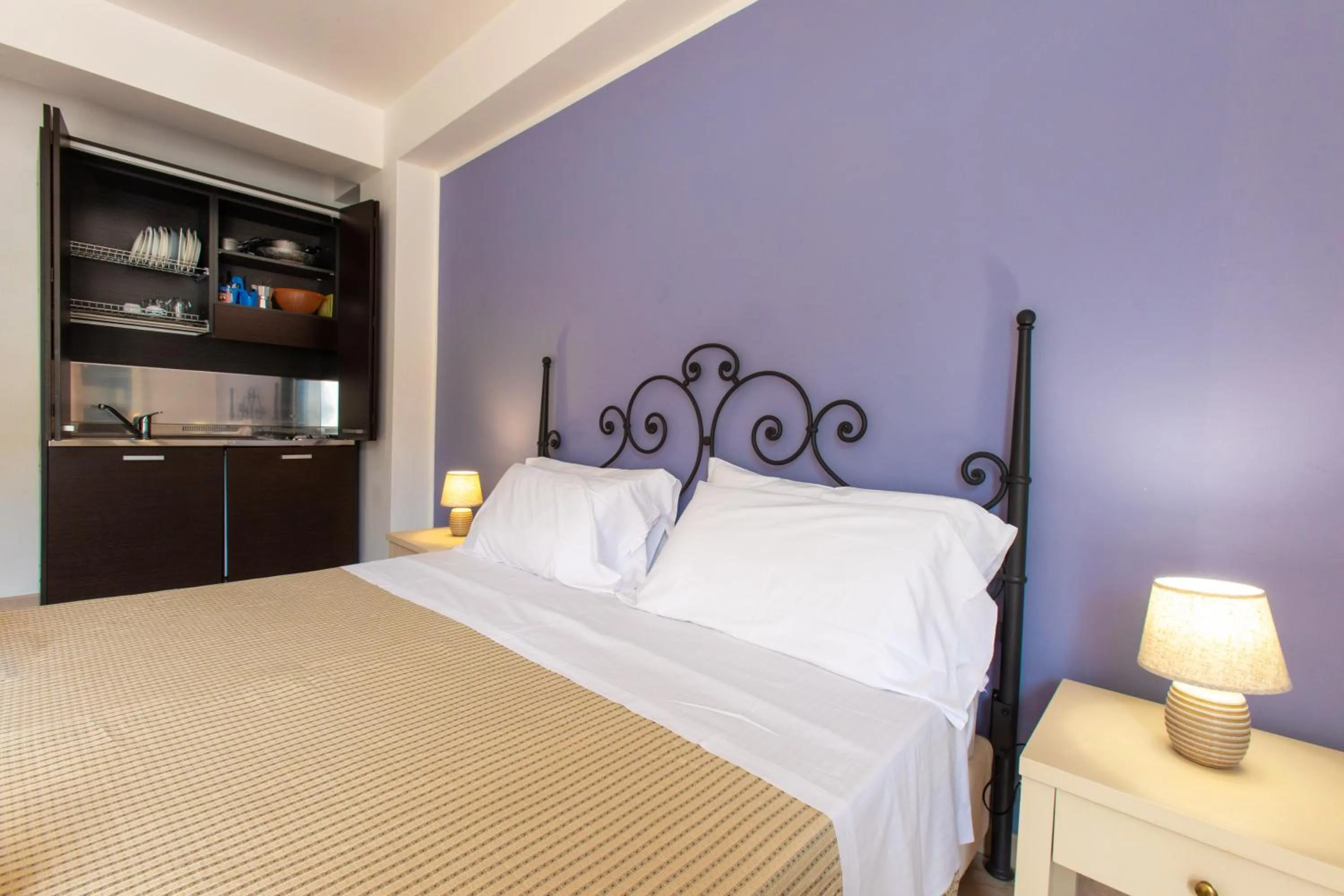 Bedroom, Bed in Hotel Amarea - Aeolian Charme