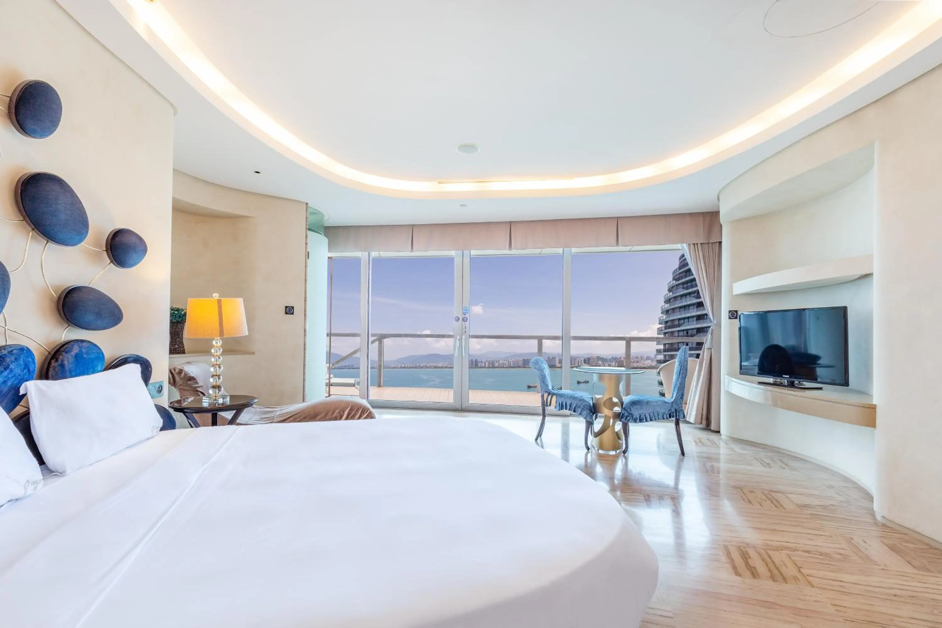 Photo of the whole room in Sanya Phoenix Island Yuejia flat