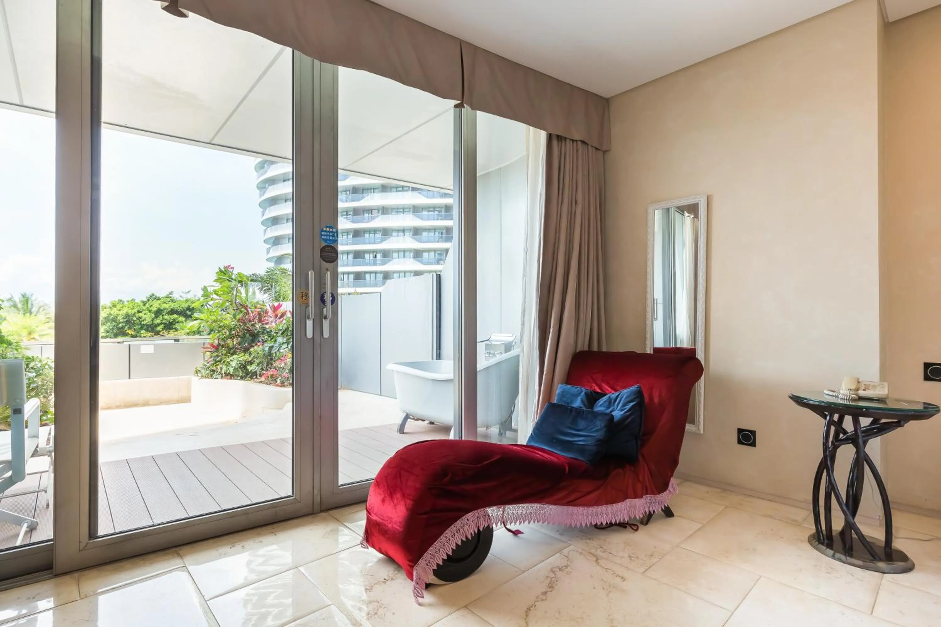 Balcony/Terrace in Sanya Phoenix Island Yuejia flat