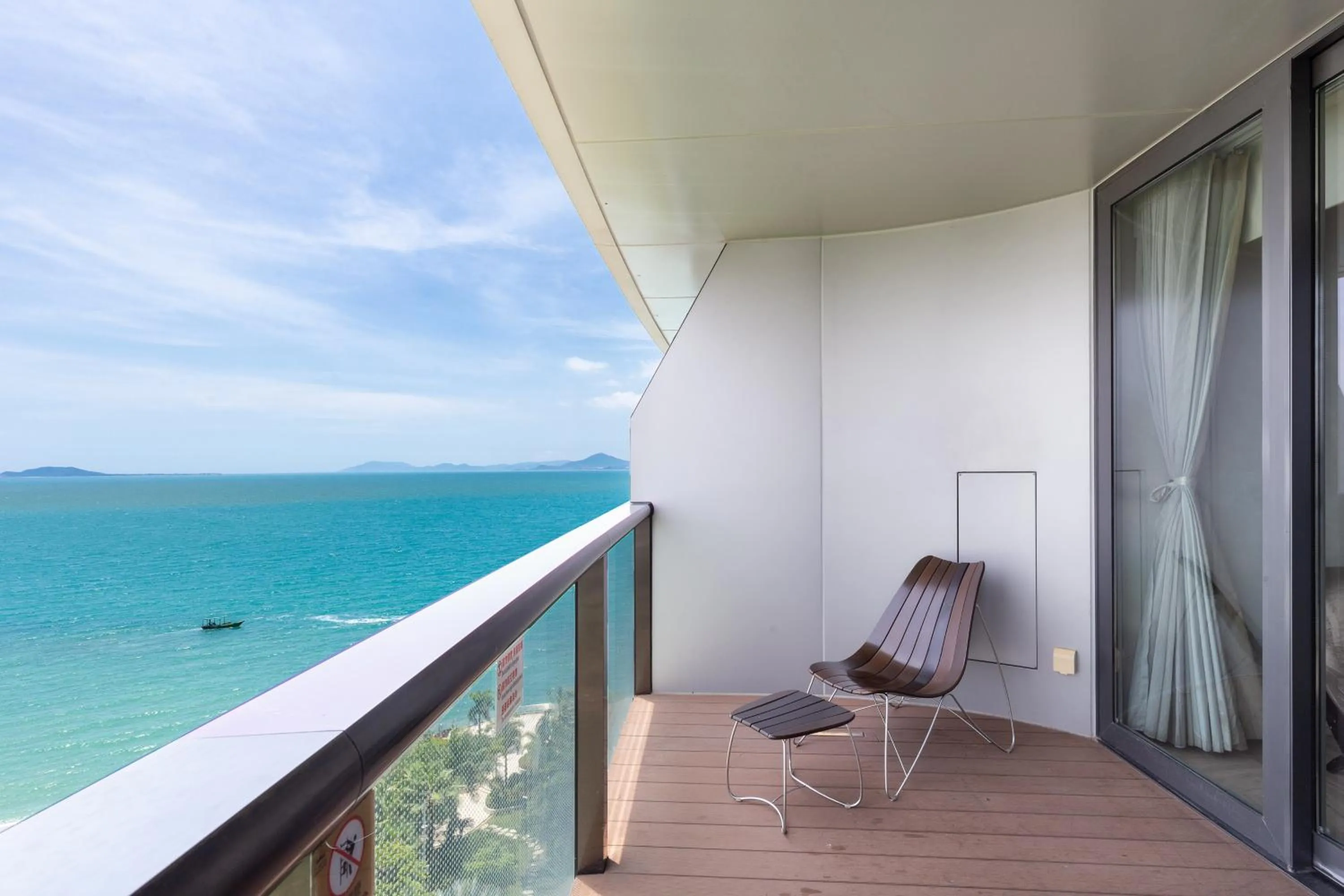 Balcony/Terrace in Sanya Phoenix Island Yuejia flat