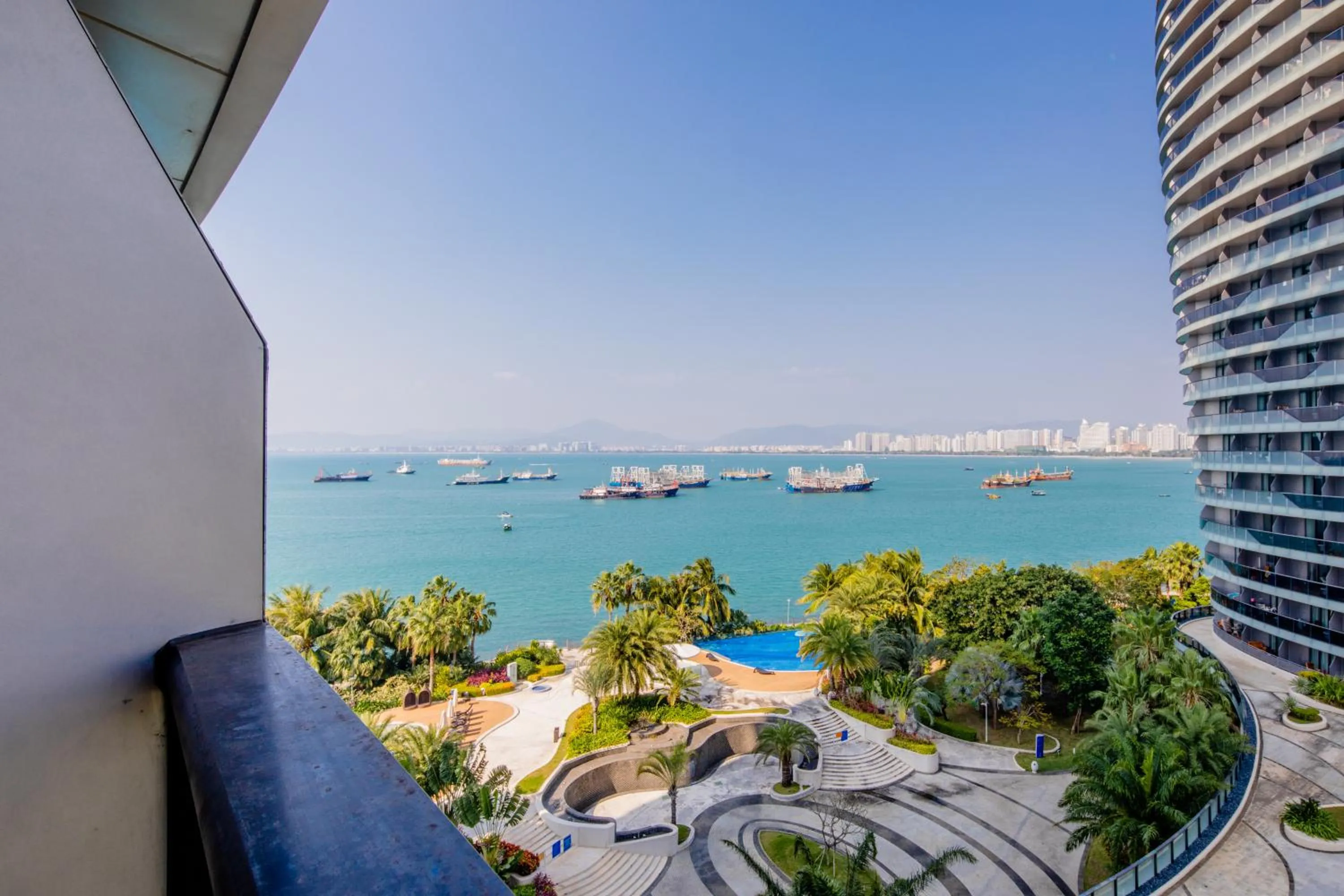 View (from property/room) in Sanya Phoenix Island Yuejia flat