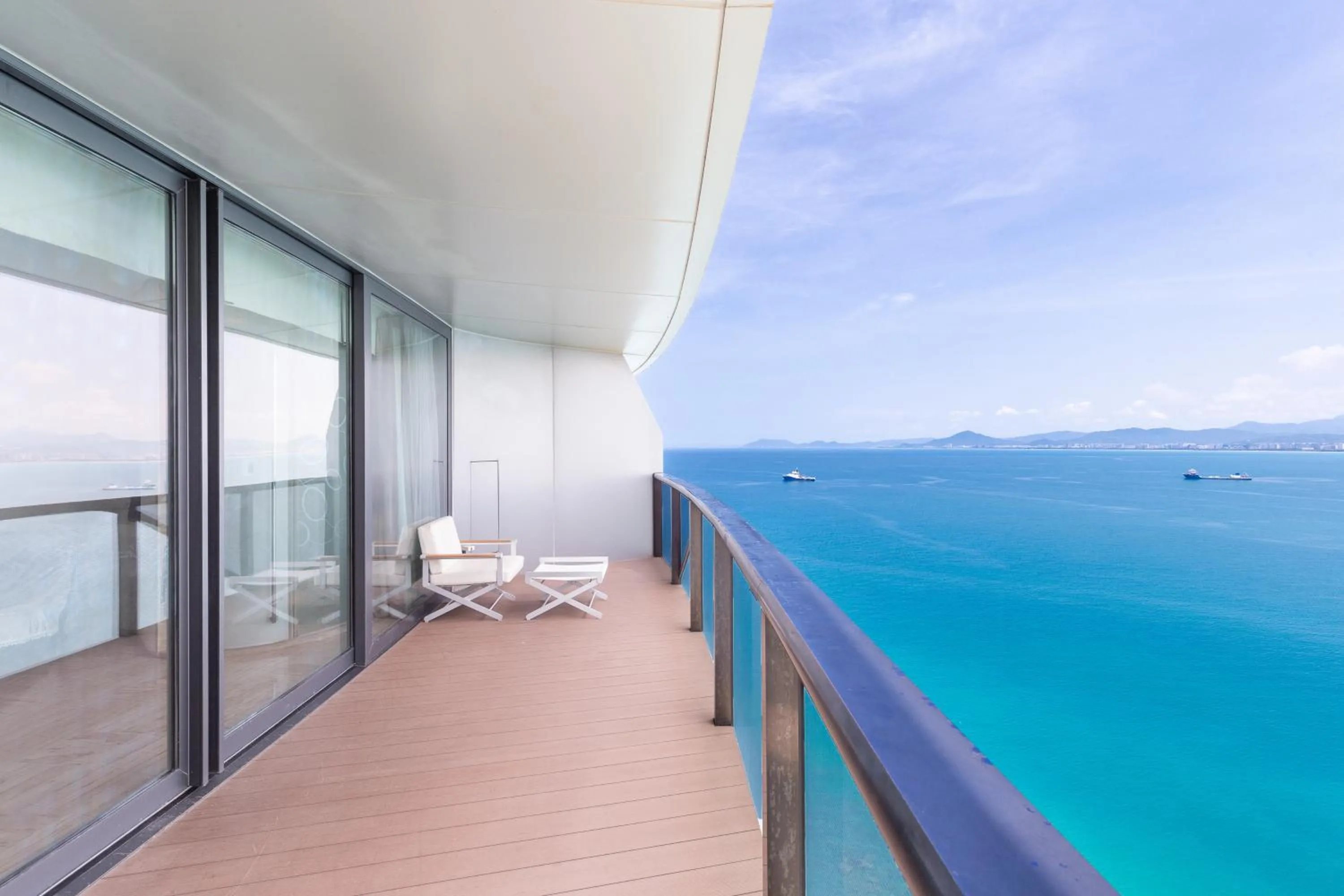 Balcony/Terrace in Sanya Phoenix Island Yuejia flat