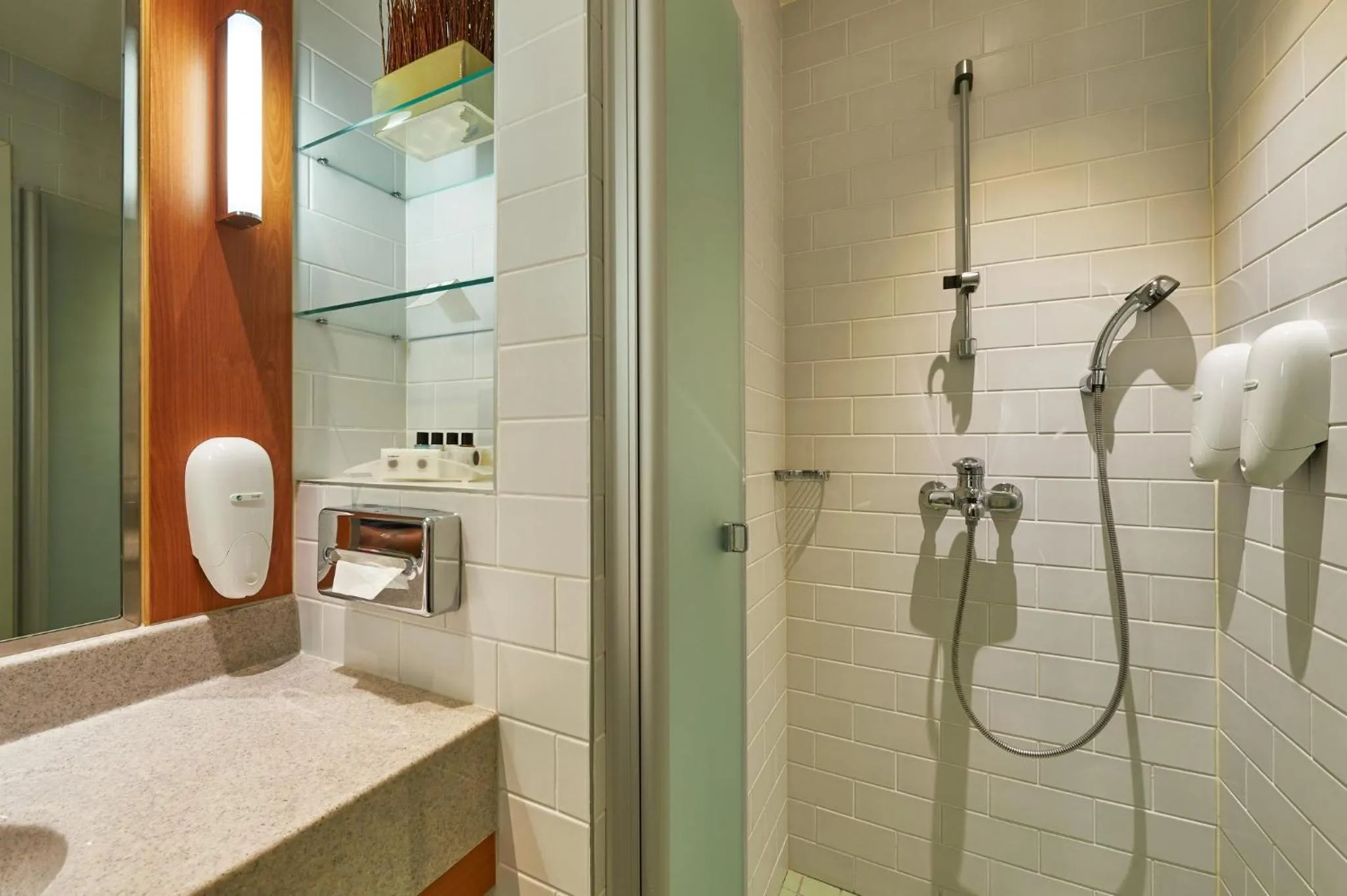 Bathroom in Holiday Inn Helsinki West - Ruoholahti by IHG