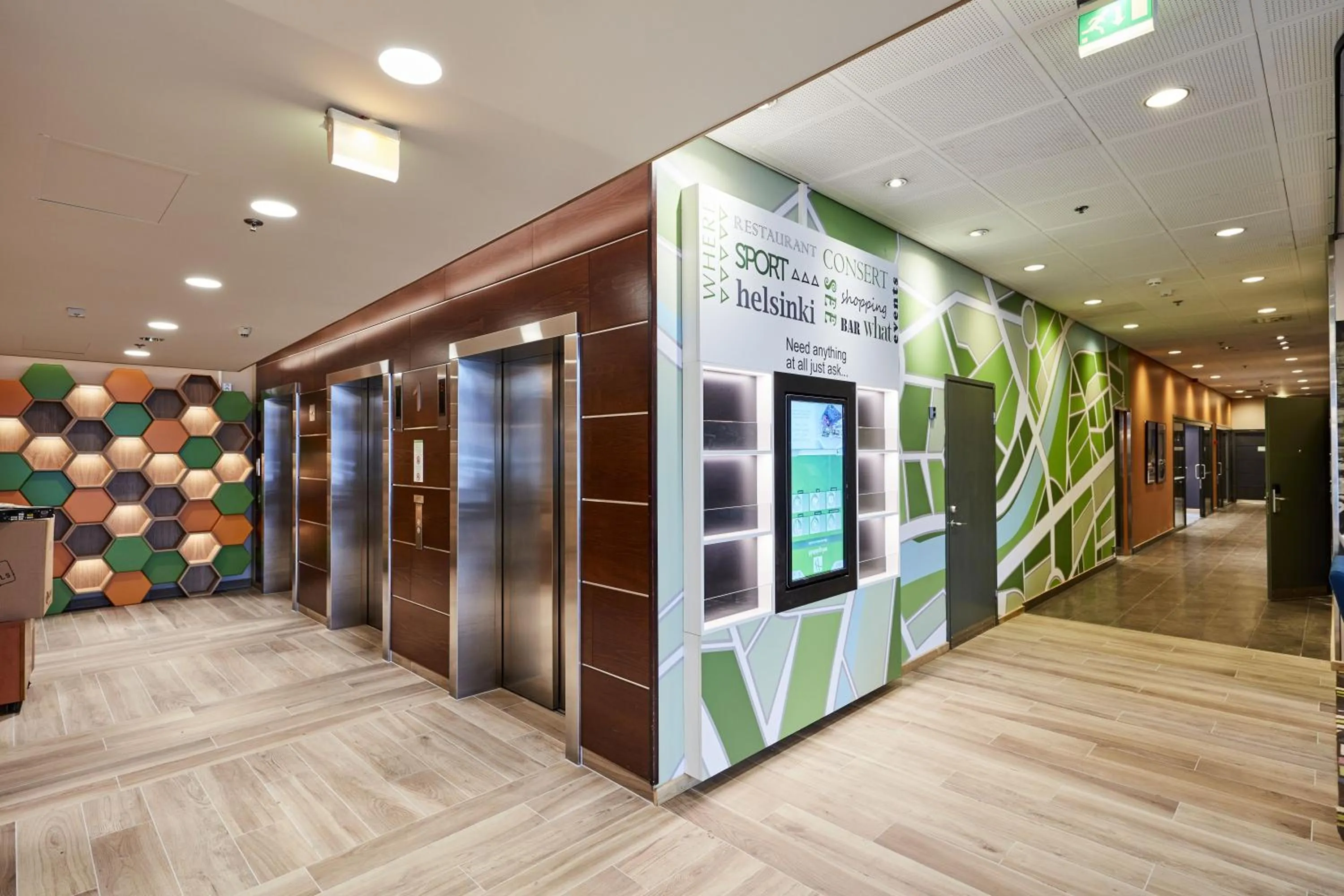 Lobby or reception in Holiday Inn Helsinki West - Ruoholahti by IHG