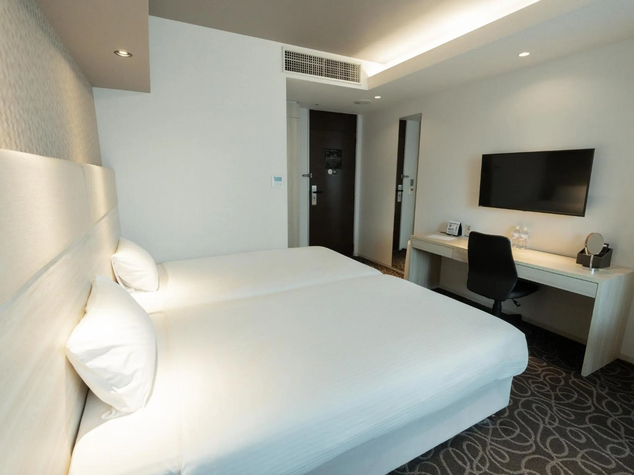 Bed in Hotel Aqua Citta Naha