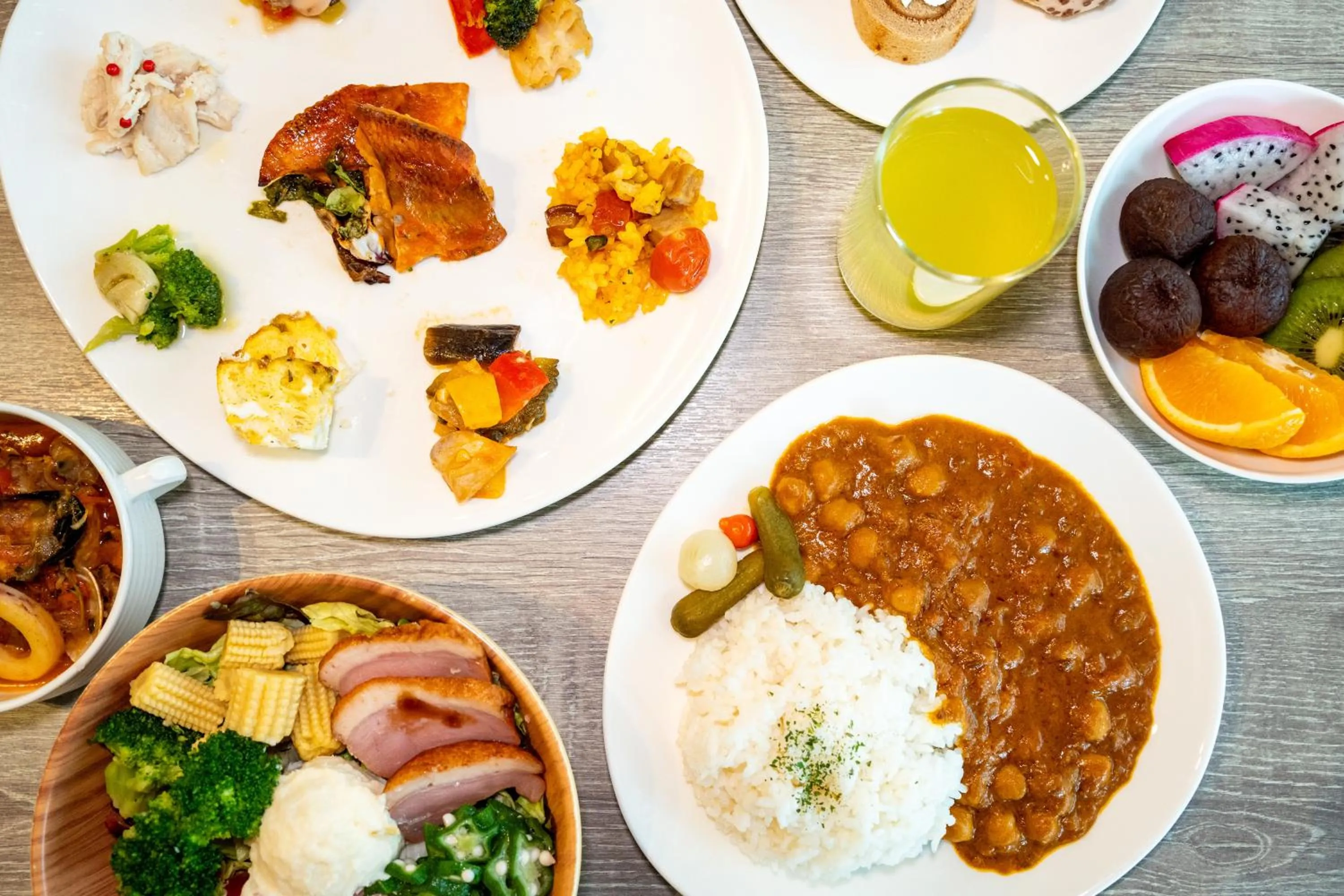 Breakfast in Hotel Aqua Citta Naha