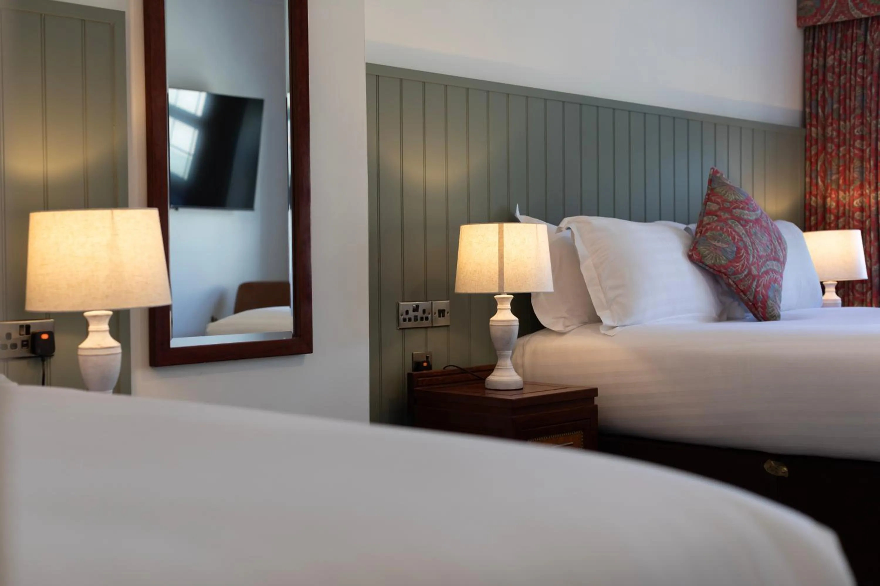 Bedroom, Bed in Lake District Castle Inn