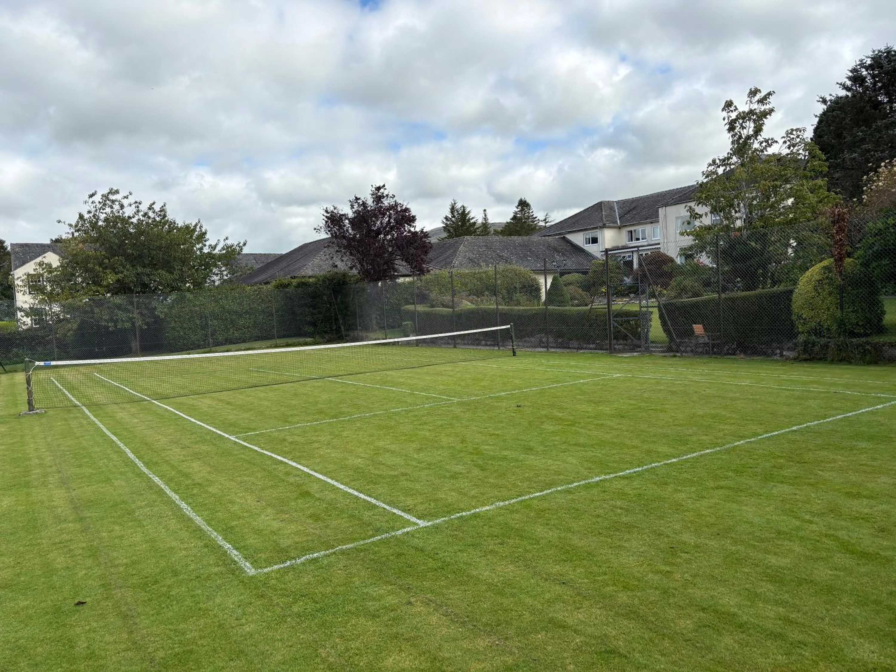 Tennis court in Lake District Castle Inn