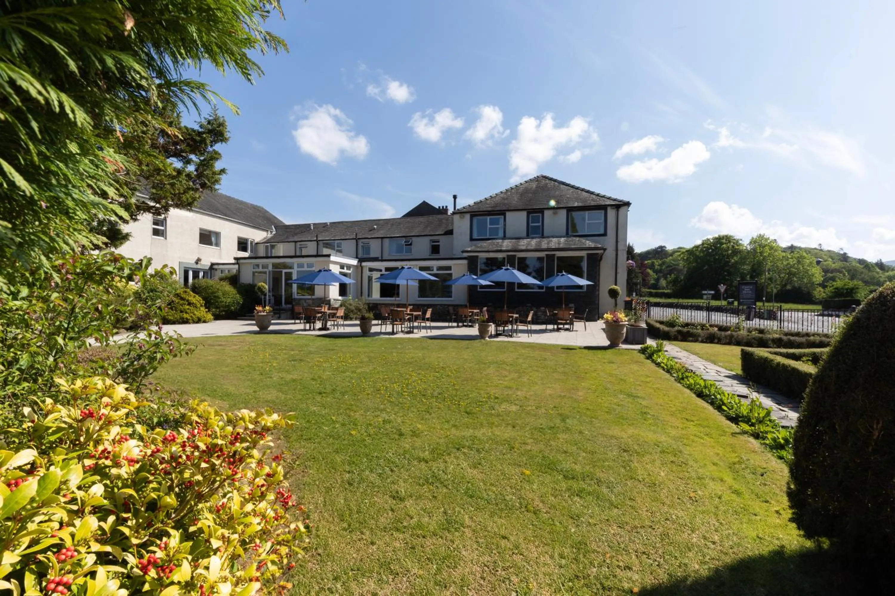 Property building in Lake District Castle Inn Hotel & Spa