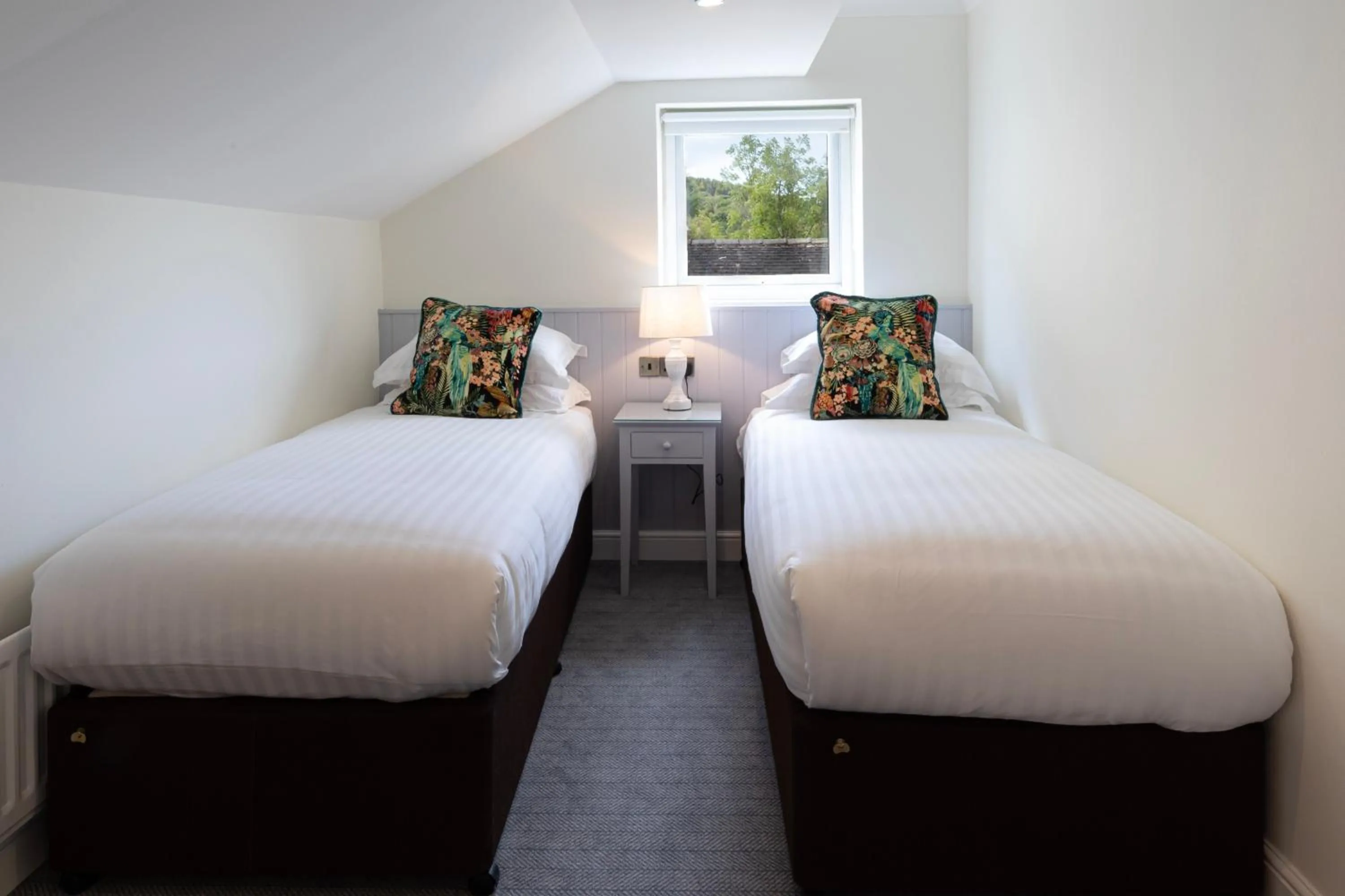 Bedroom, Bed in Lake District Castle Inn