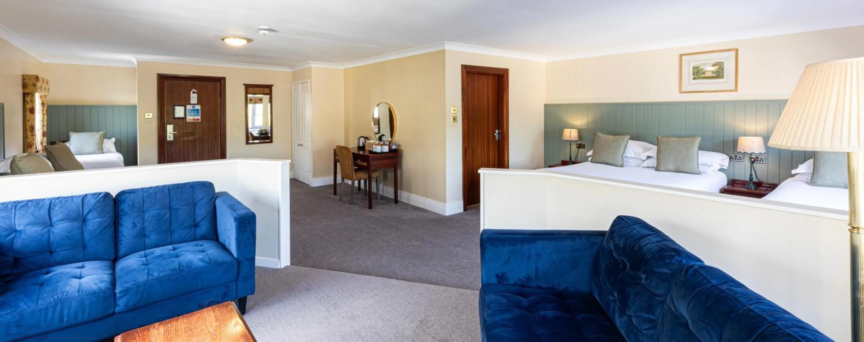 Bedroom, Bed in Lake District Castle Inn