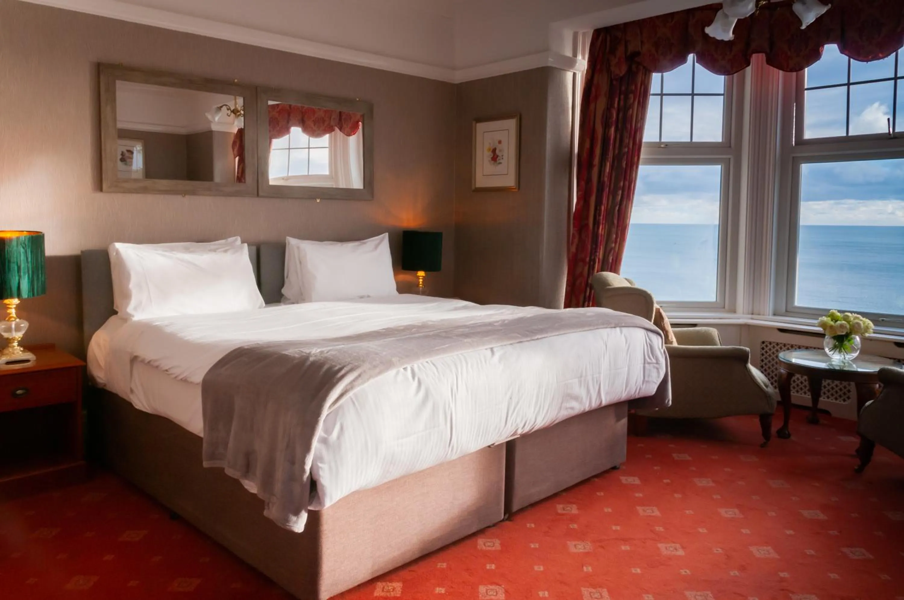 Bed in Porth Avallen Hotel