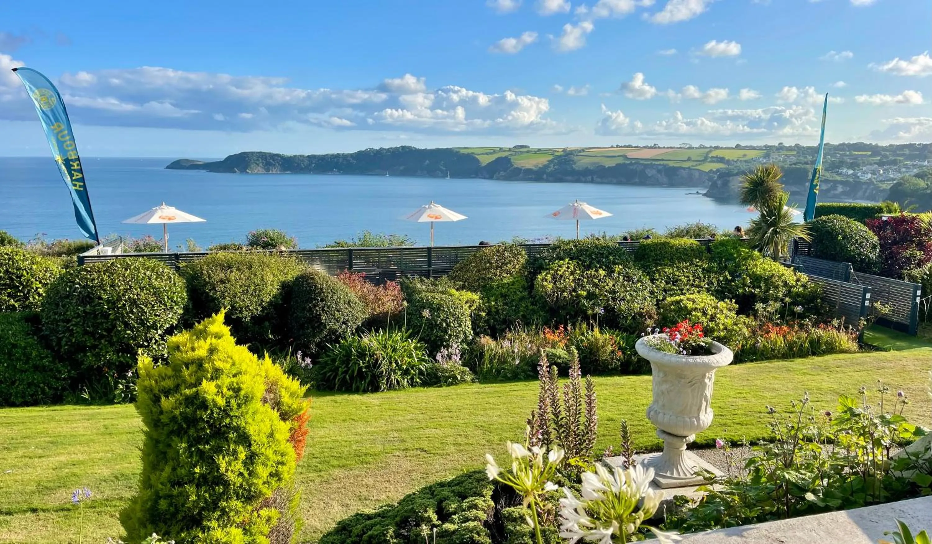 Sea view in Porth Avallen Hotel