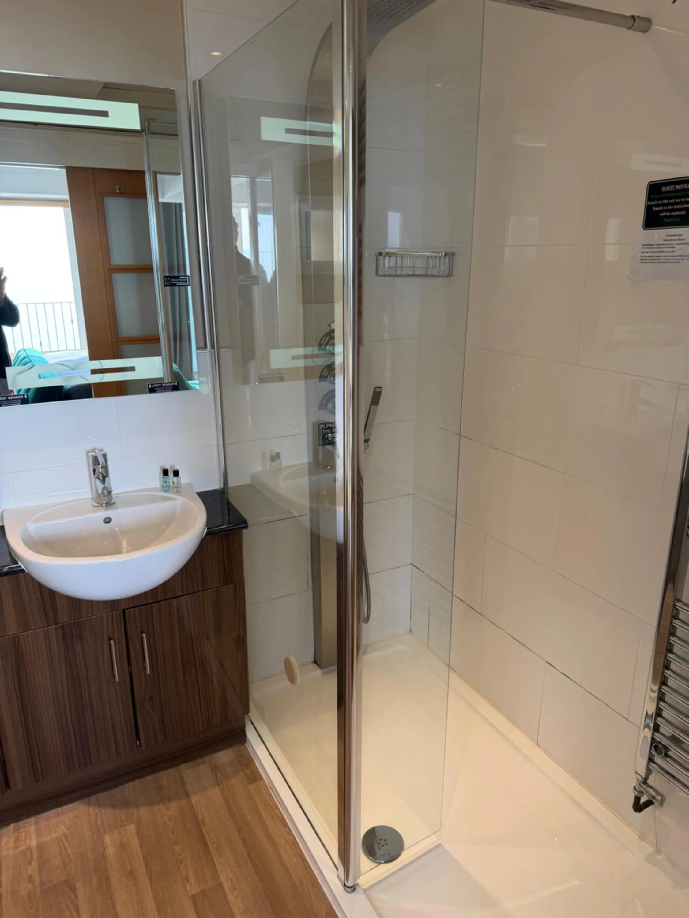 Shower in Porth Avallen Hotel