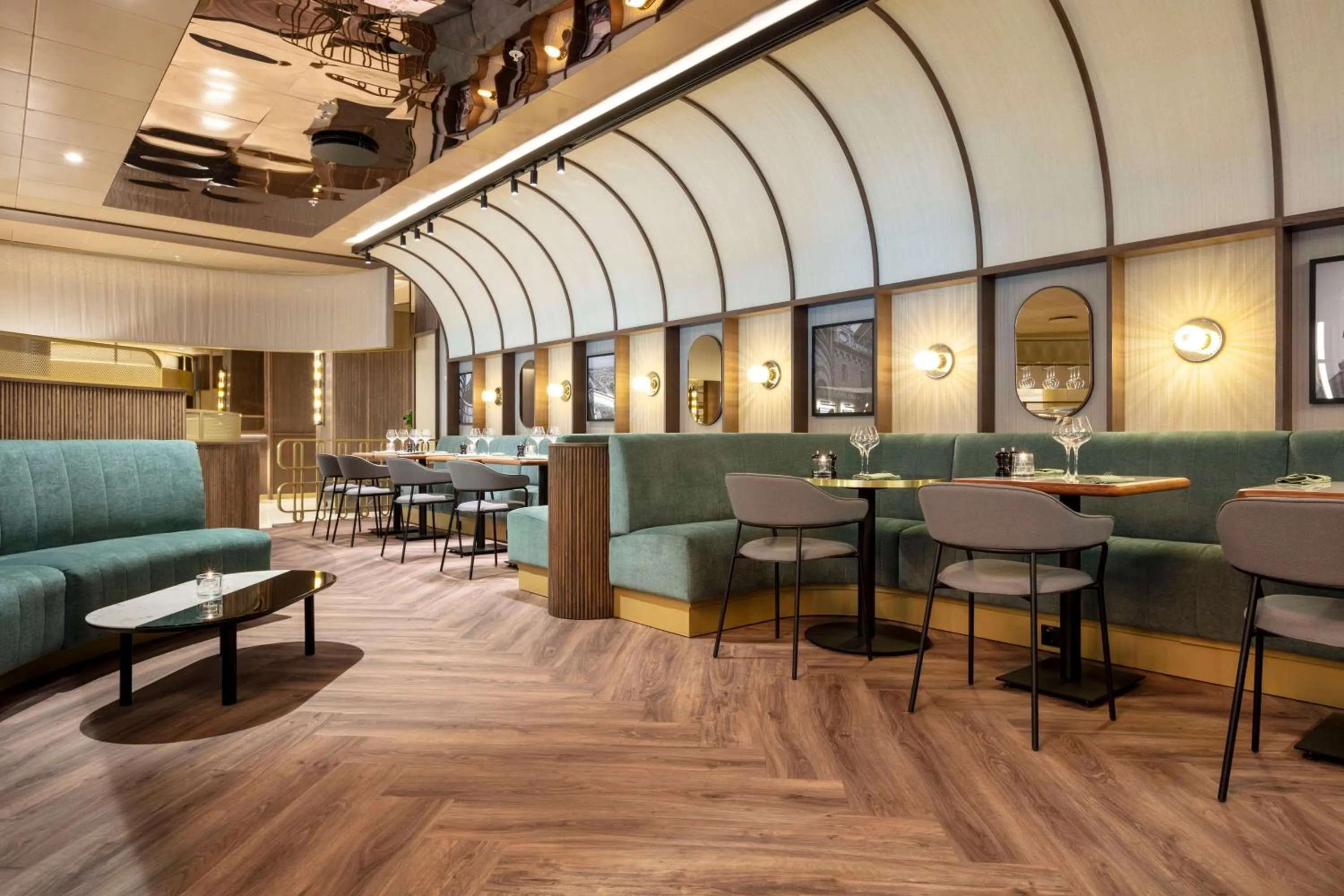 Restaurant/places to eat in Radisson Blu Scandinavia Hotel, Copenhagen