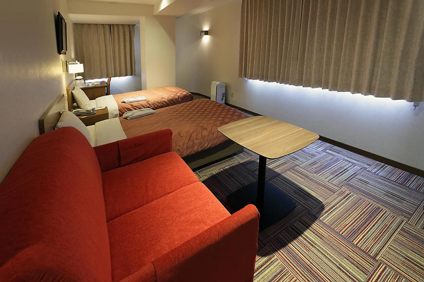 Photo of the whole room in Kumegawa Wing Hotel