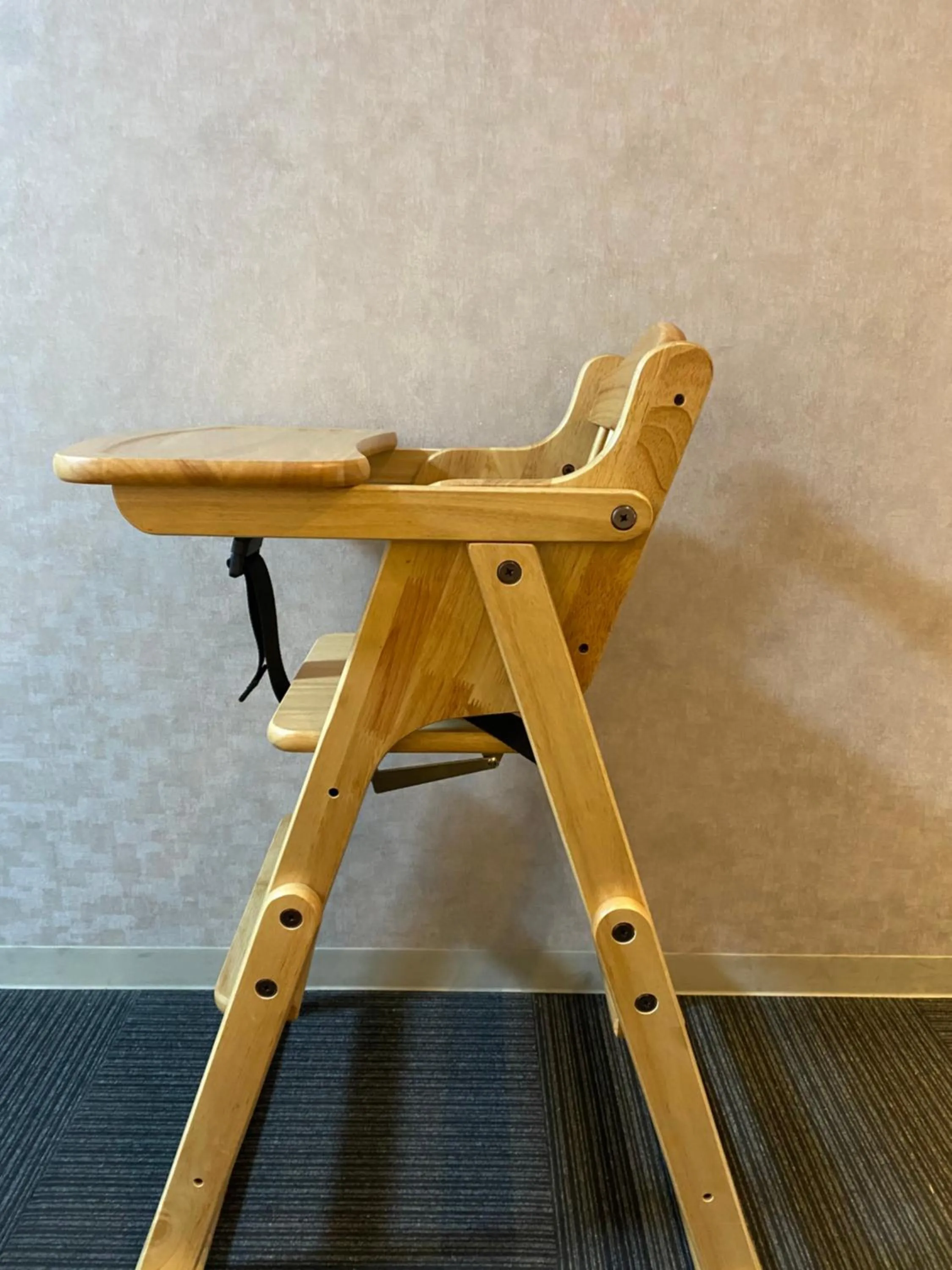 children in Stay Hakata