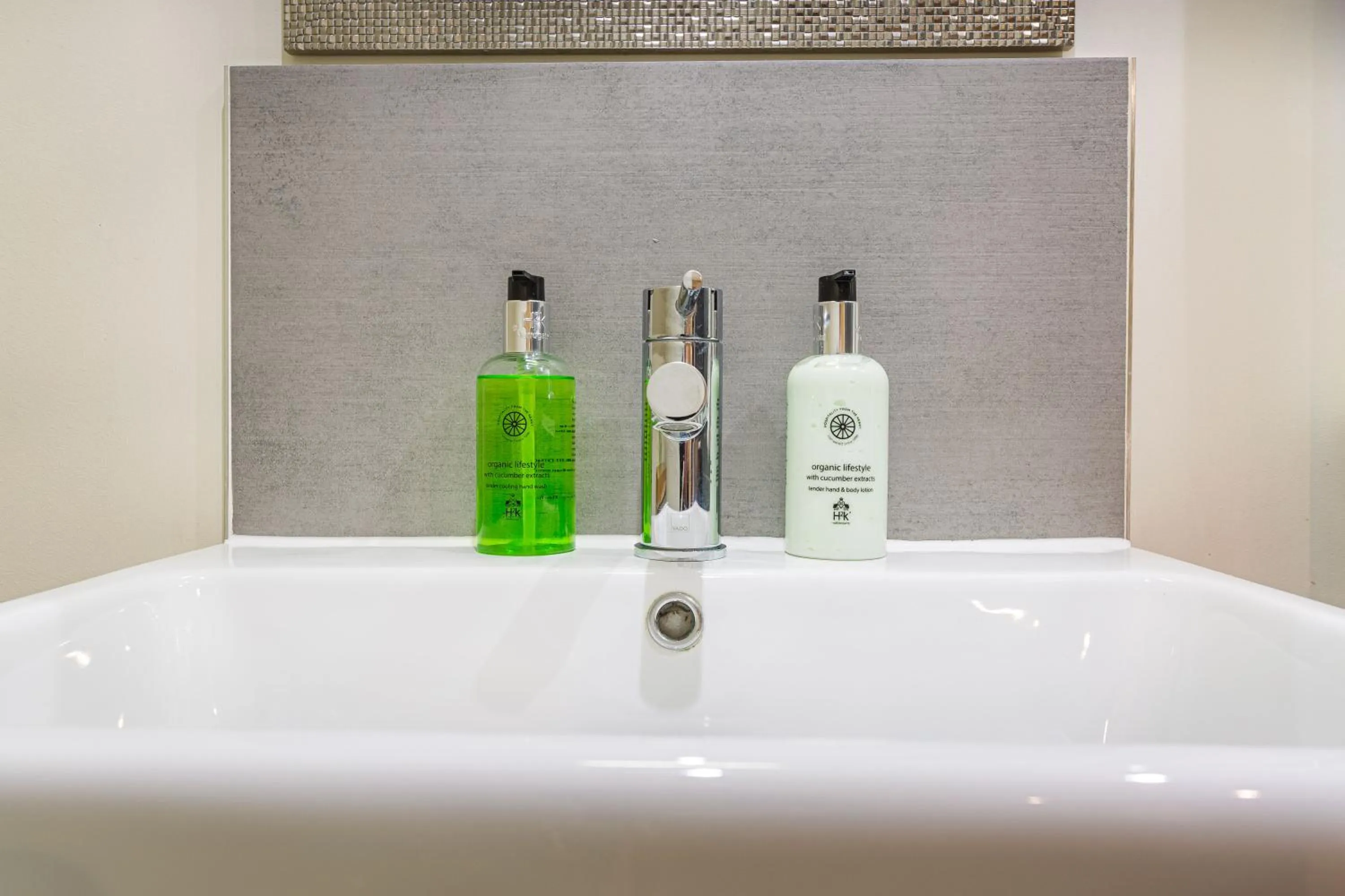 Bathroom in Forest Park Country Hotel & Inn, Brockenhurst, New Forest, Hampshire - The Coaching Inn Group