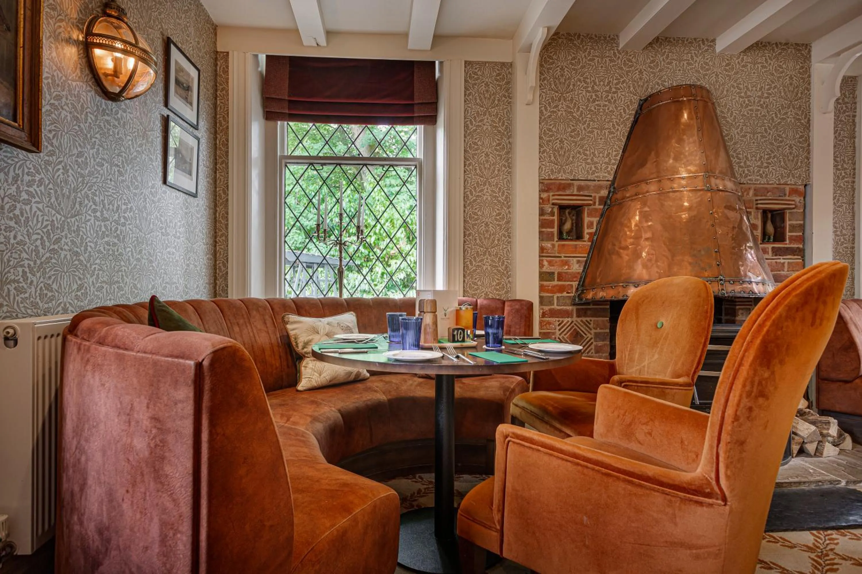 Lounge or bar in Forest Park Country Hotel & Inn, Brockenhurst, New Forest, Hampshire - The Coaching Inn Group
