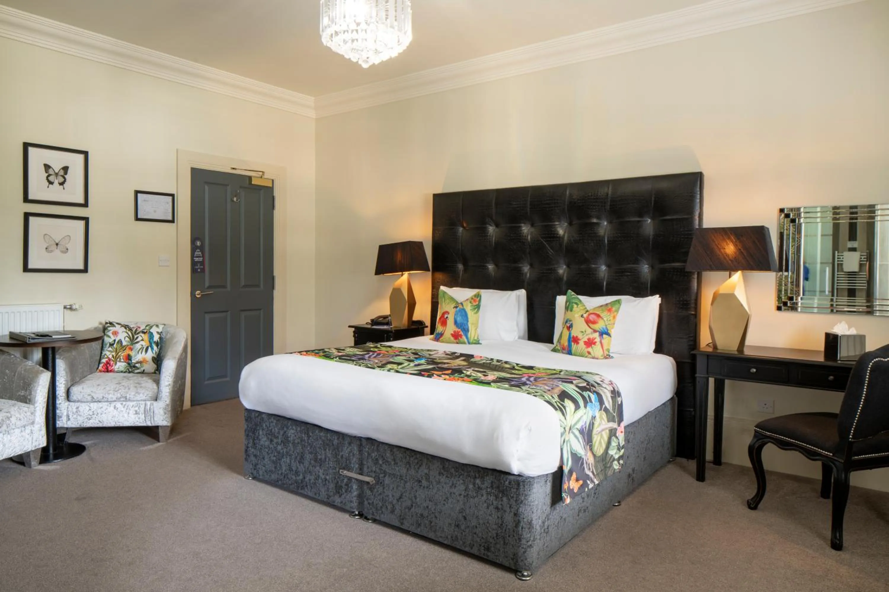 Seating area, Bed in Forest Park Country Hotel & Inn, Brockenhurst, New Forest, Hampshire - The Coaching Inn Group