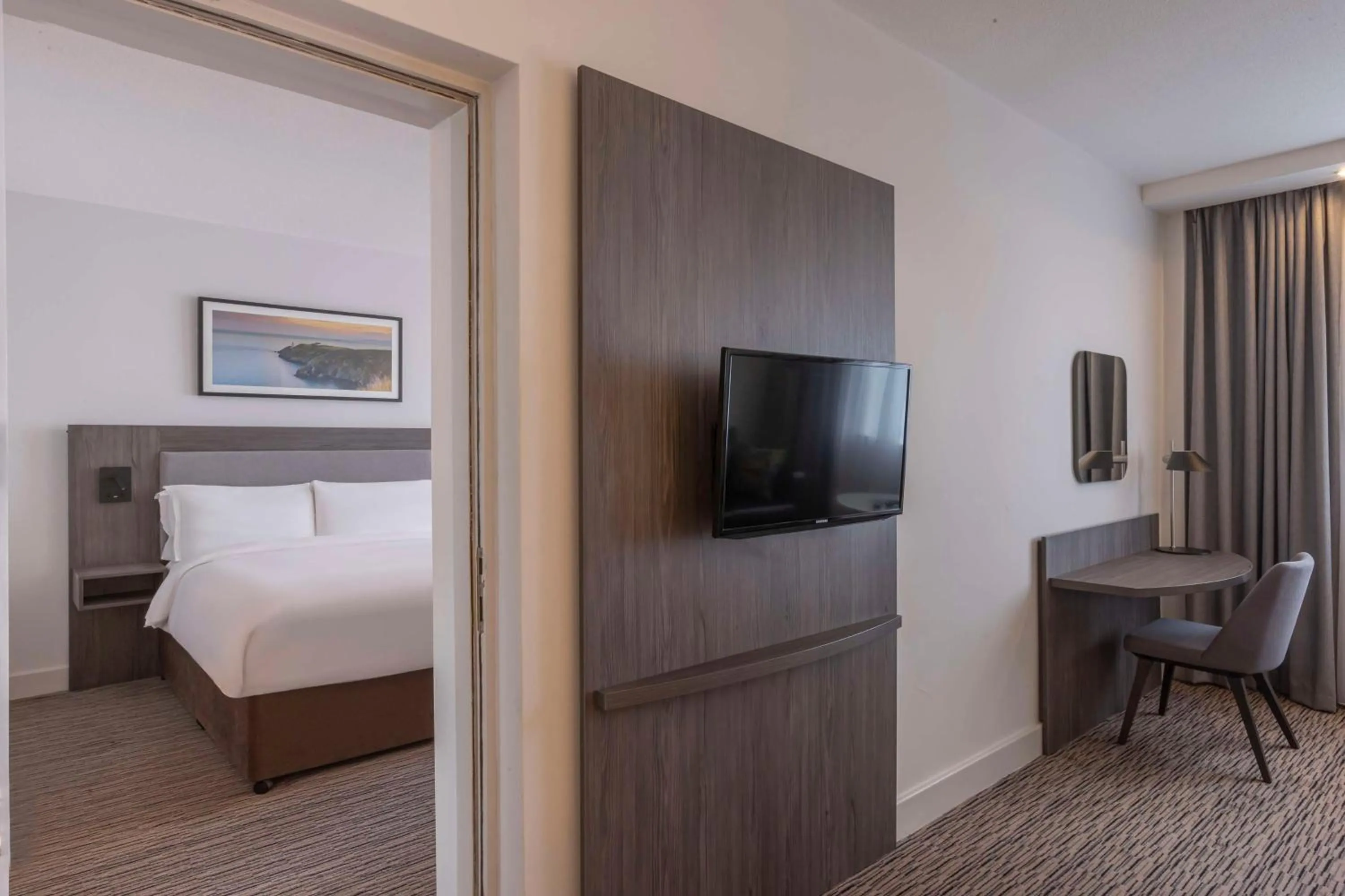 Bedroom, Bed in Radisson Blu Hotel Dublin Airport