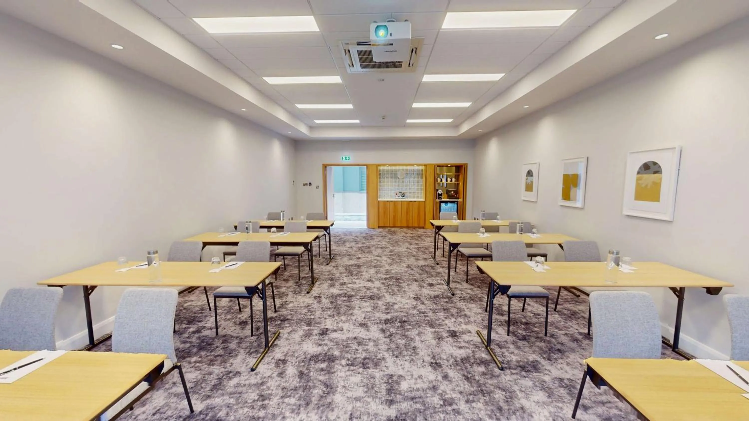 Meeting/conference room in Radisson Blu Hotel Dublin Airport