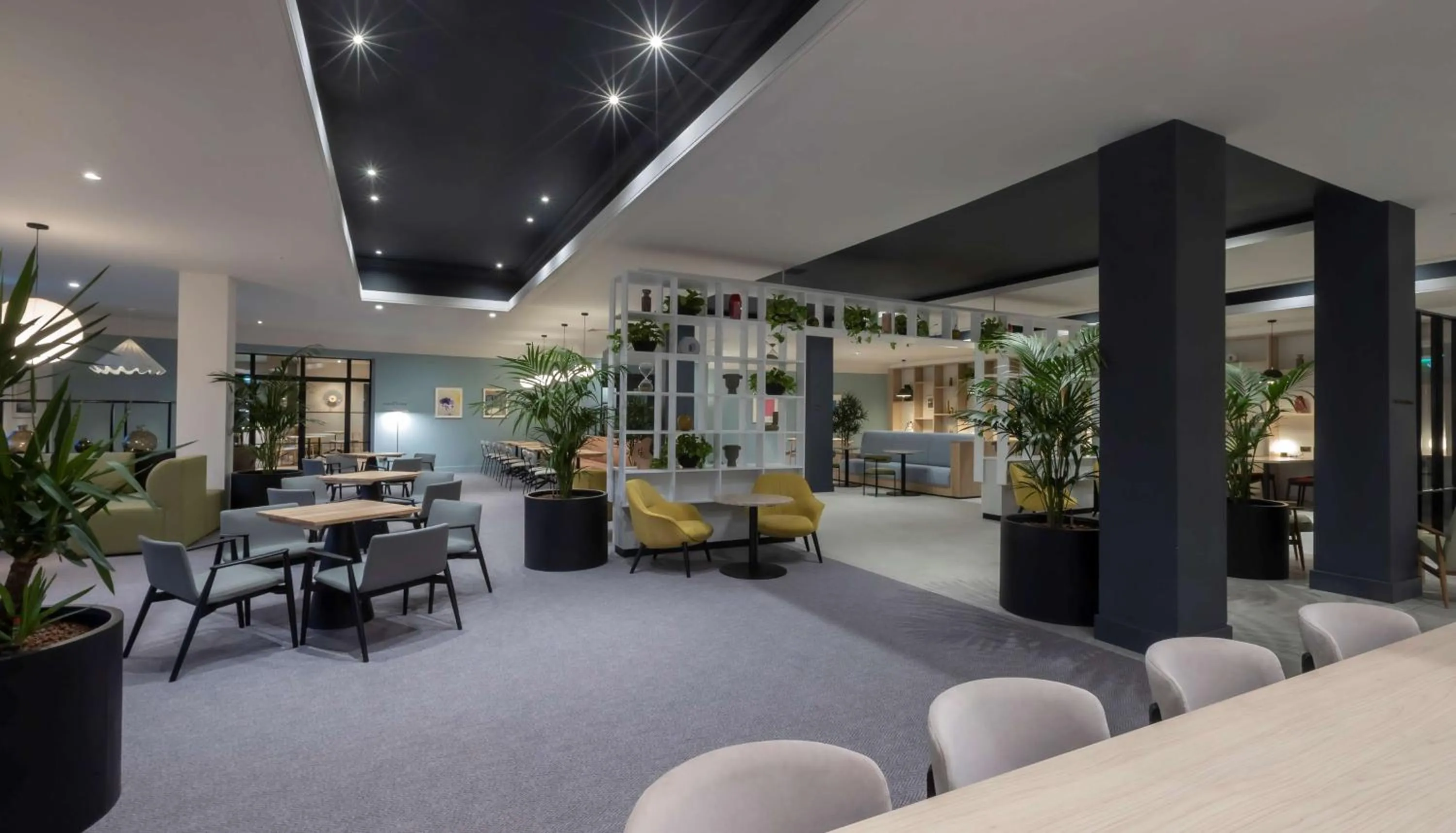 Restaurant/places to eat in Radisson Blu Hotel Dublin Airport