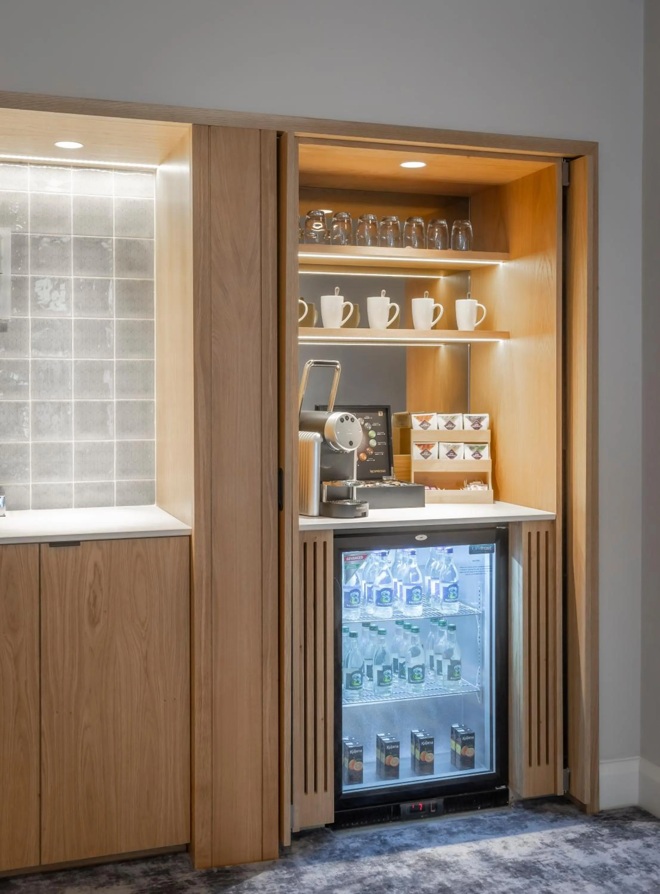 Coffee/tea facilities in Radisson Blu Hotel Dublin Airport