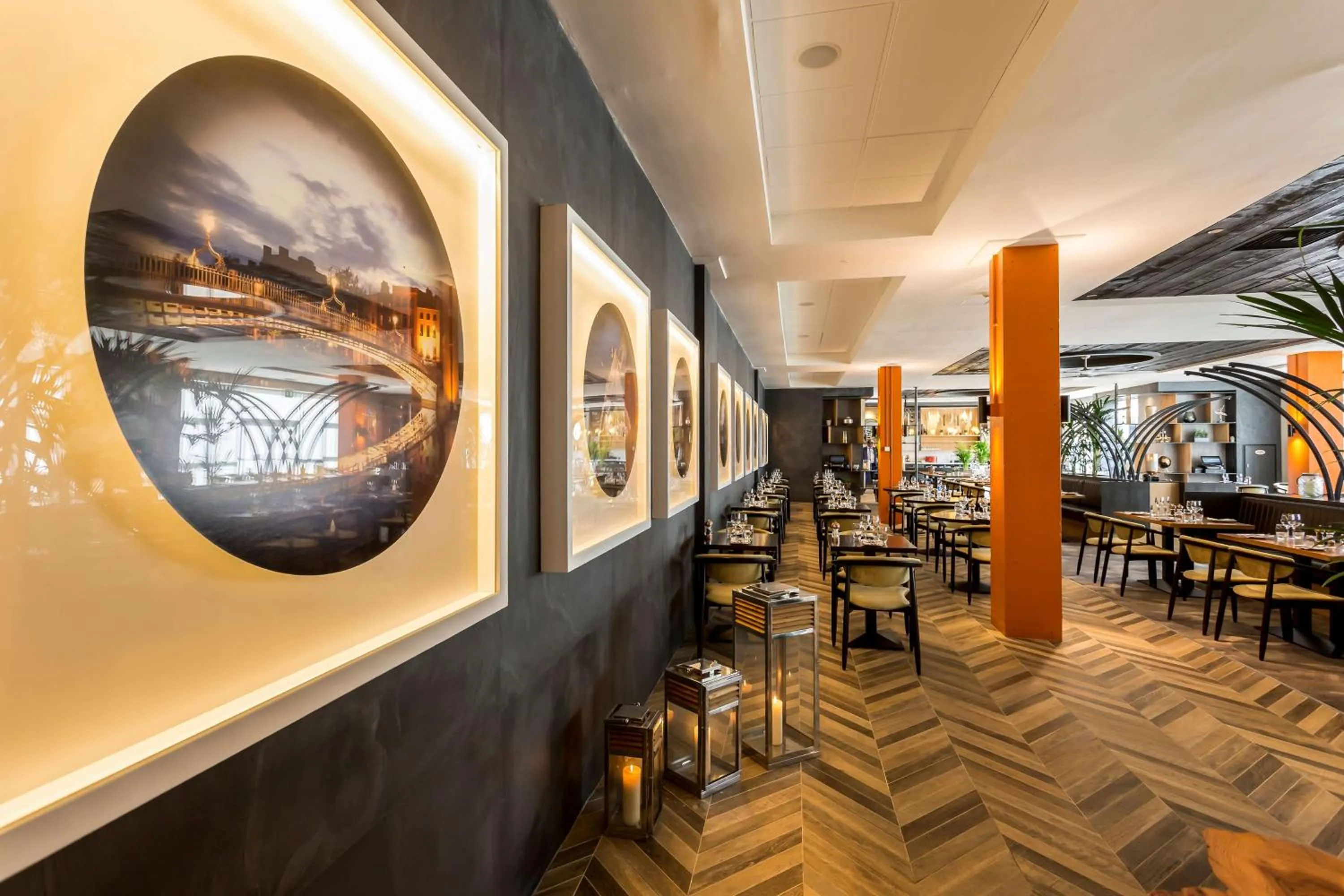 Restaurant/places to eat in Radisson Blu Hotel Dublin Airport