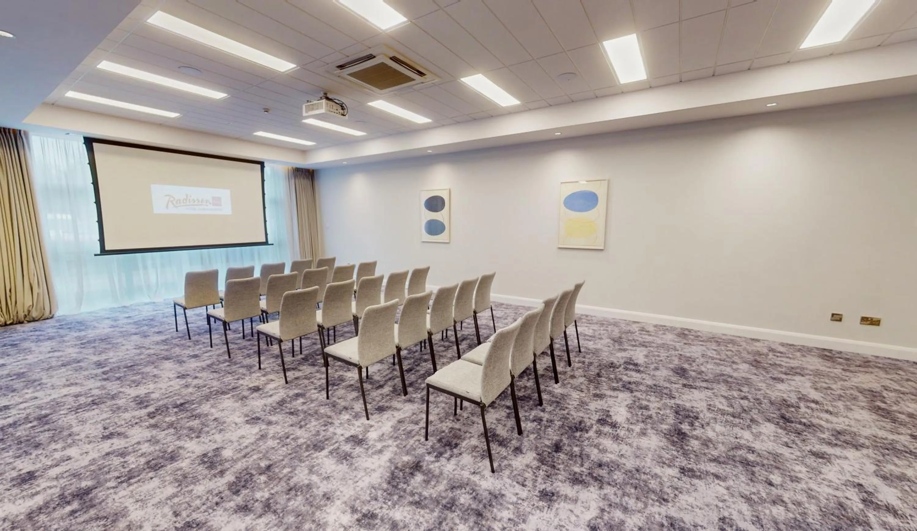 Meeting/conference room in Radisson Blu Hotel Dublin Airport