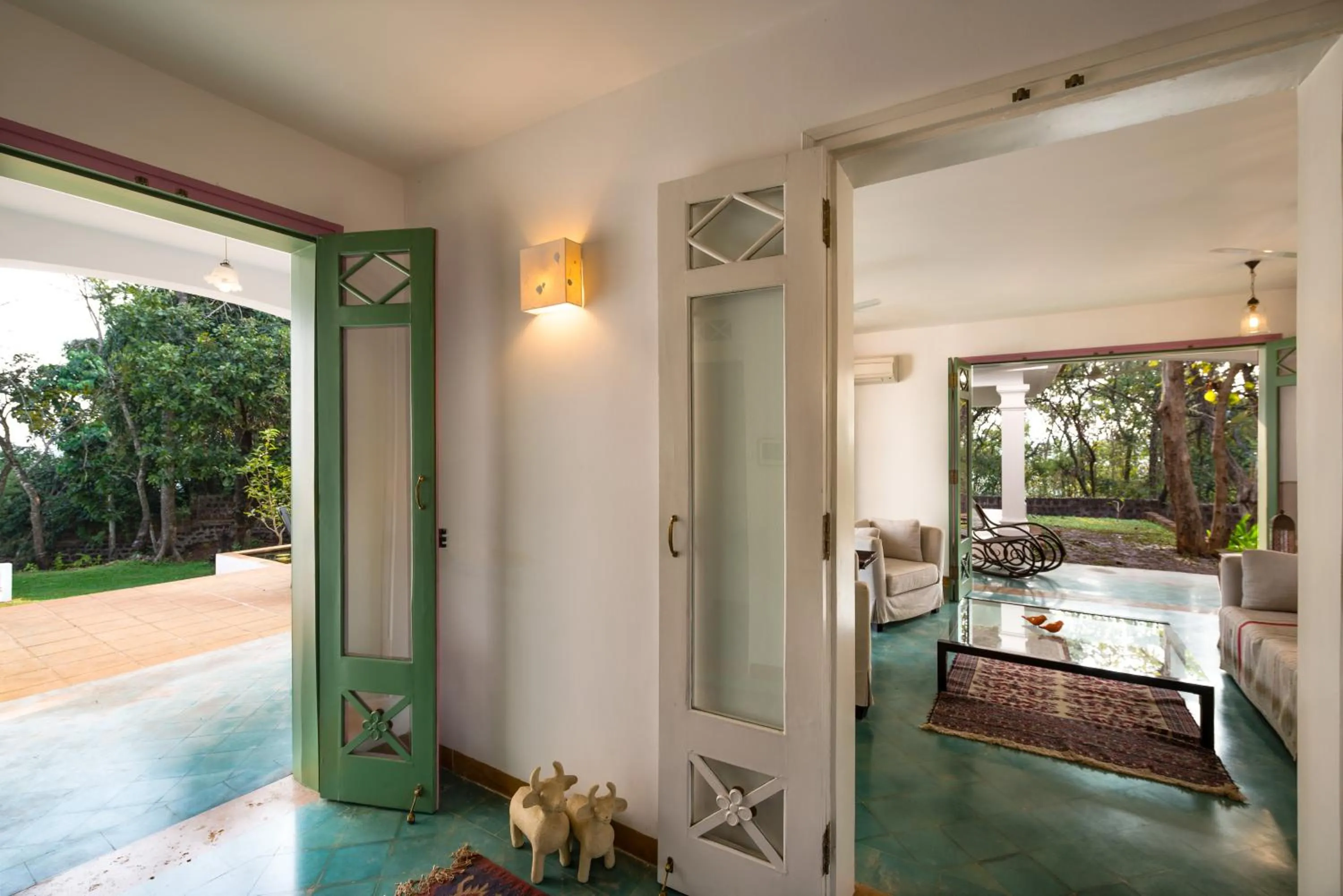 Facade/entrance in The Postcard Velha, Goa