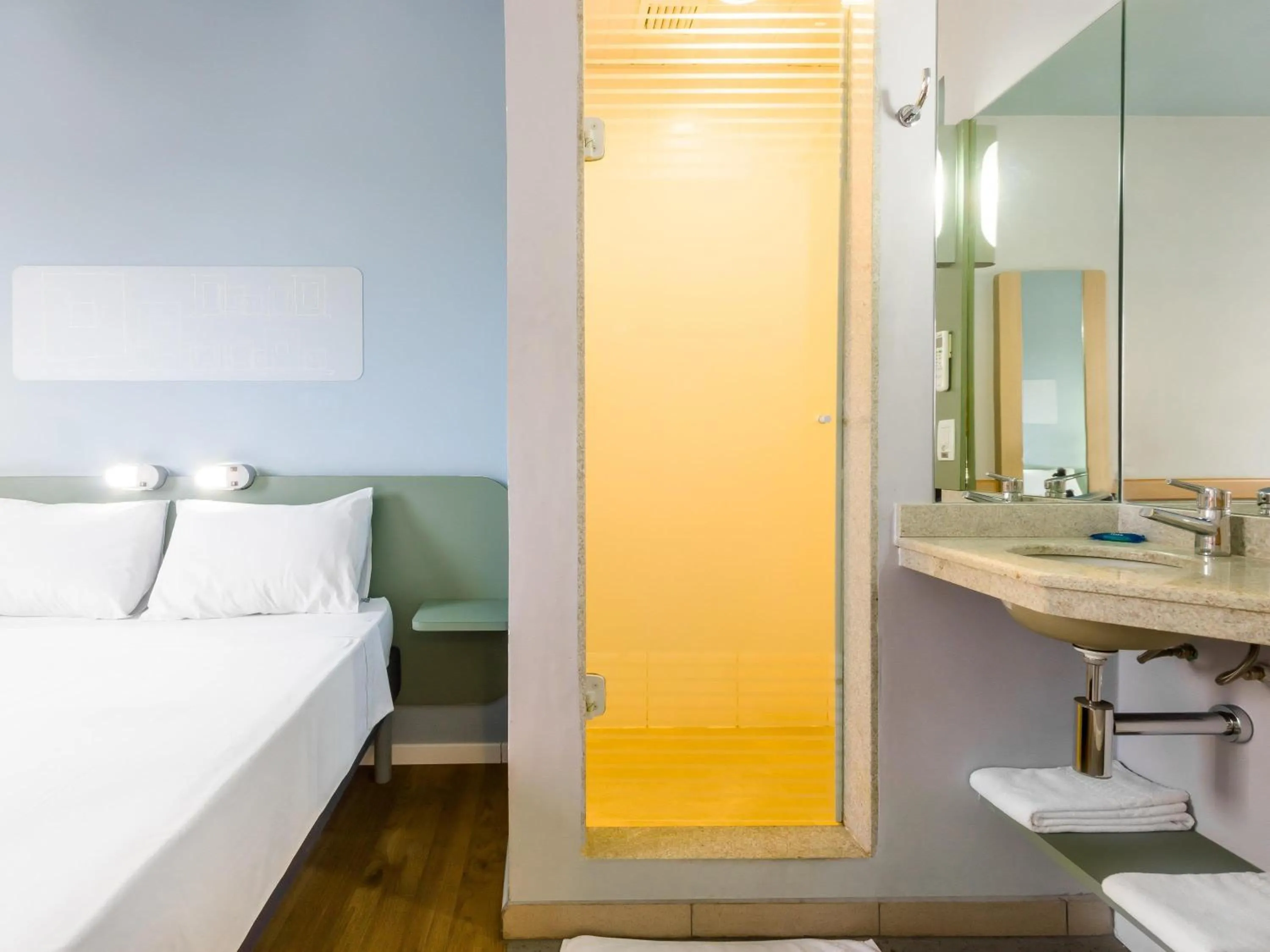 Bedroom, Bed in Ibis Budget Araraquara