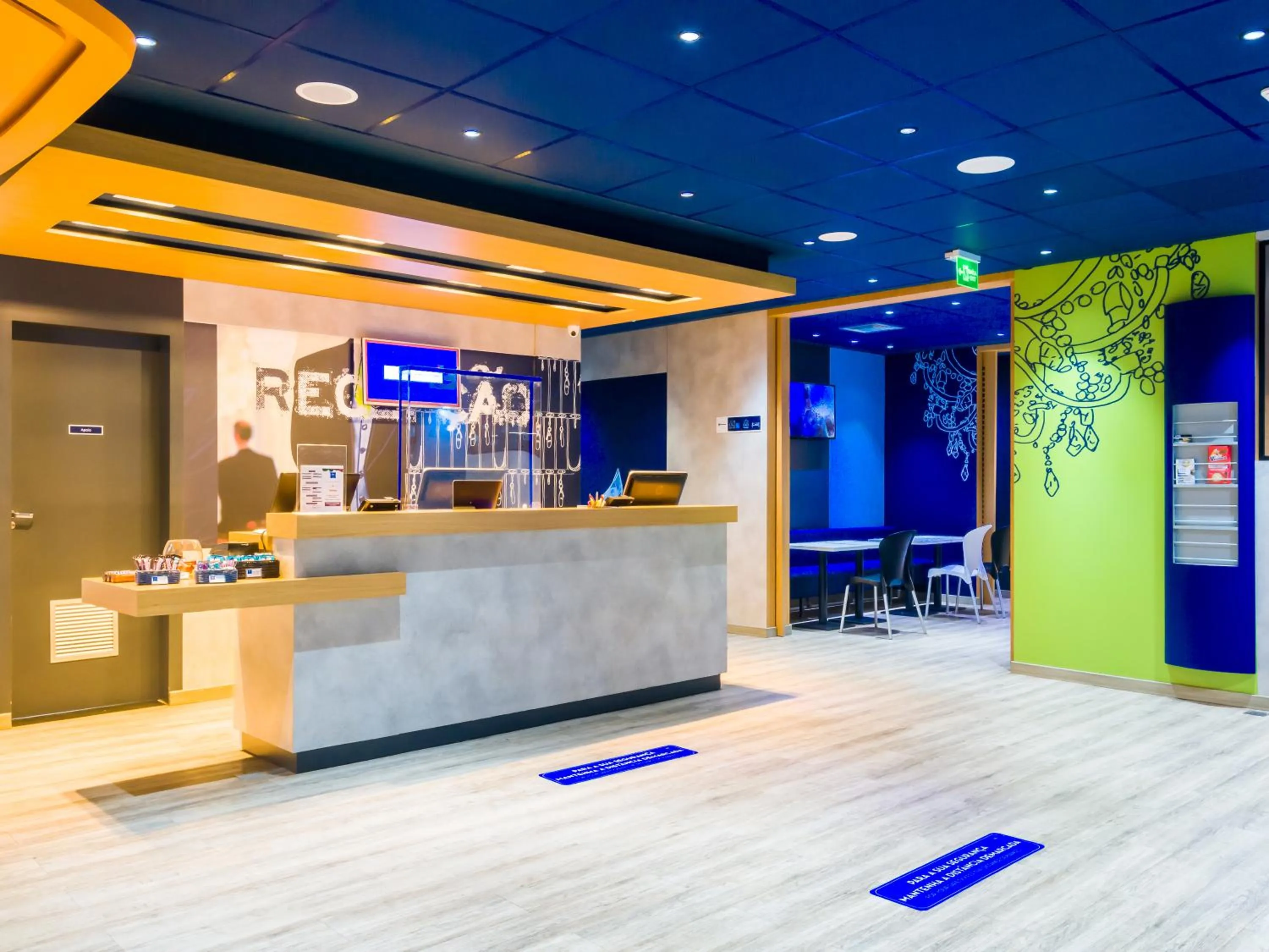 Lobby or reception in Ibis Budget Araraquara