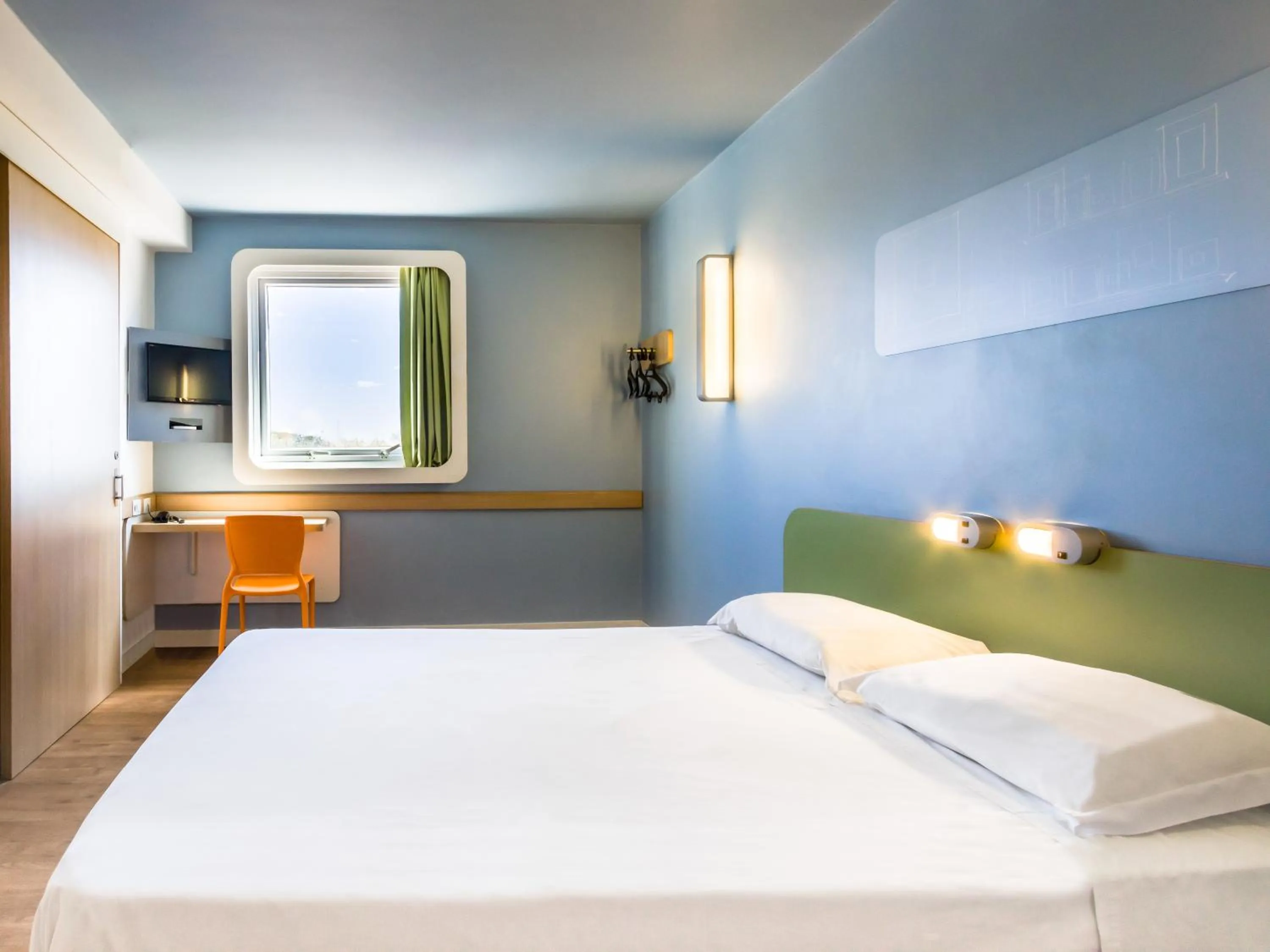 Bed in ibis budget Sertaozinho