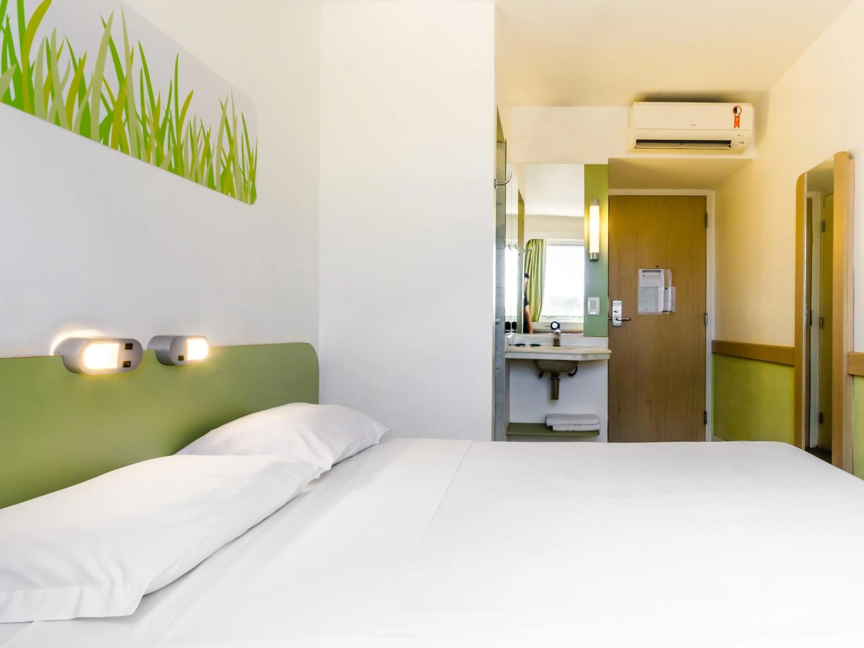 Bed in ibis budget Sertaozinho