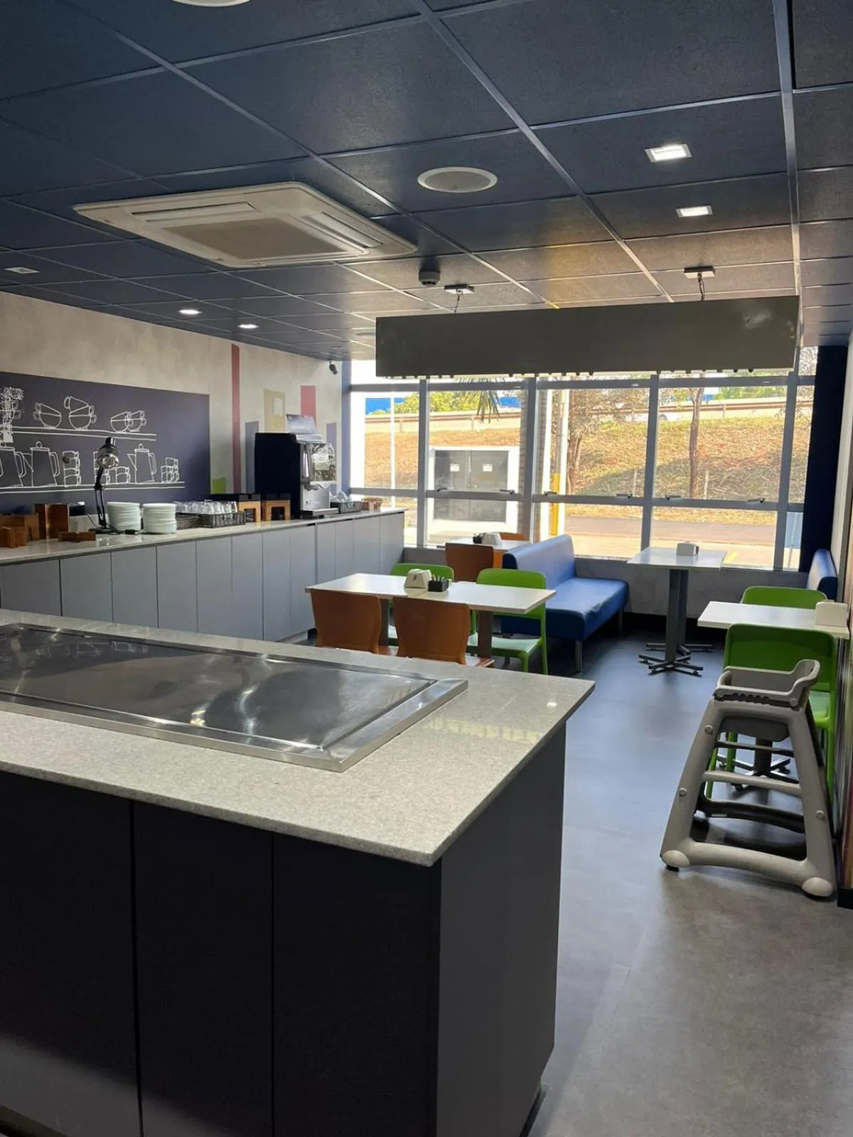 Restaurant/places to eat in ibis budget Sertaozinho