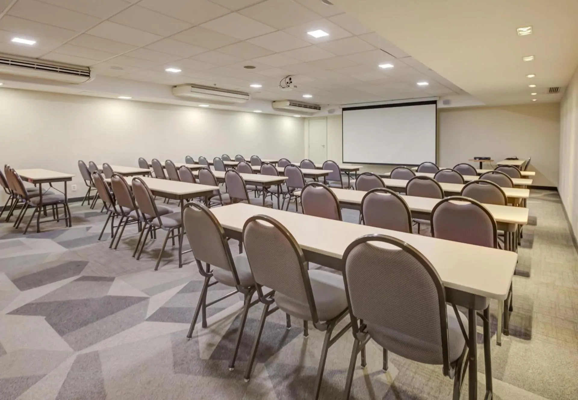 Banquet/Function facilities in ibis budget Rio de Janeiro Nova America